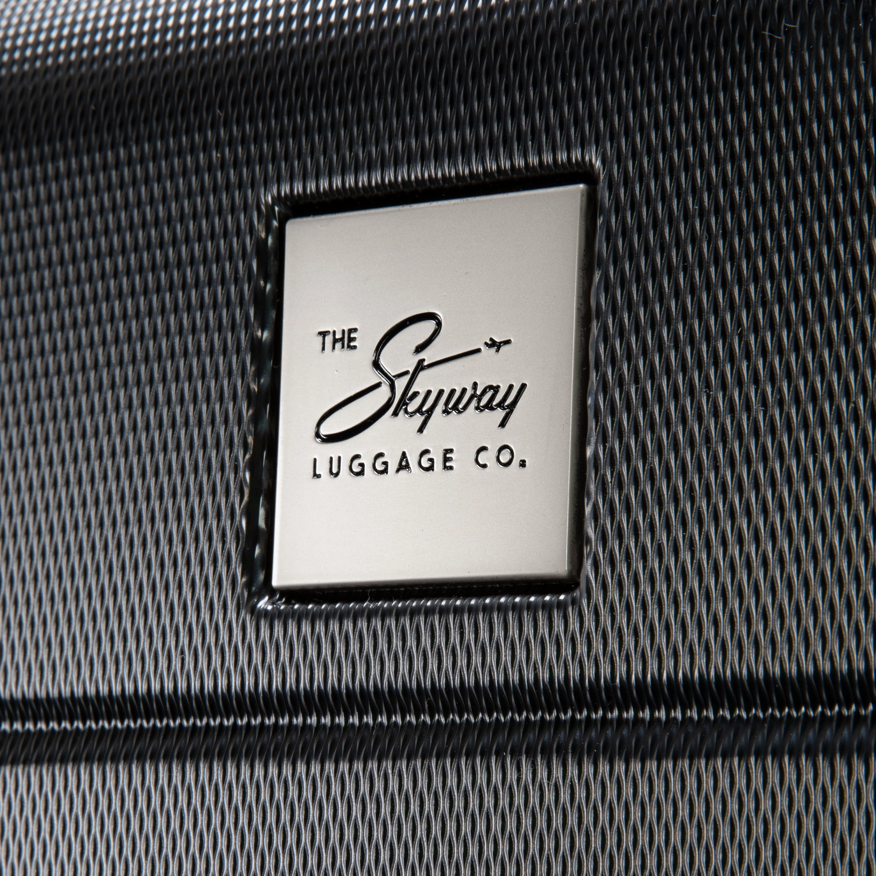 Skyway Epic 2.0 Large Expandable Spinner Luggage
