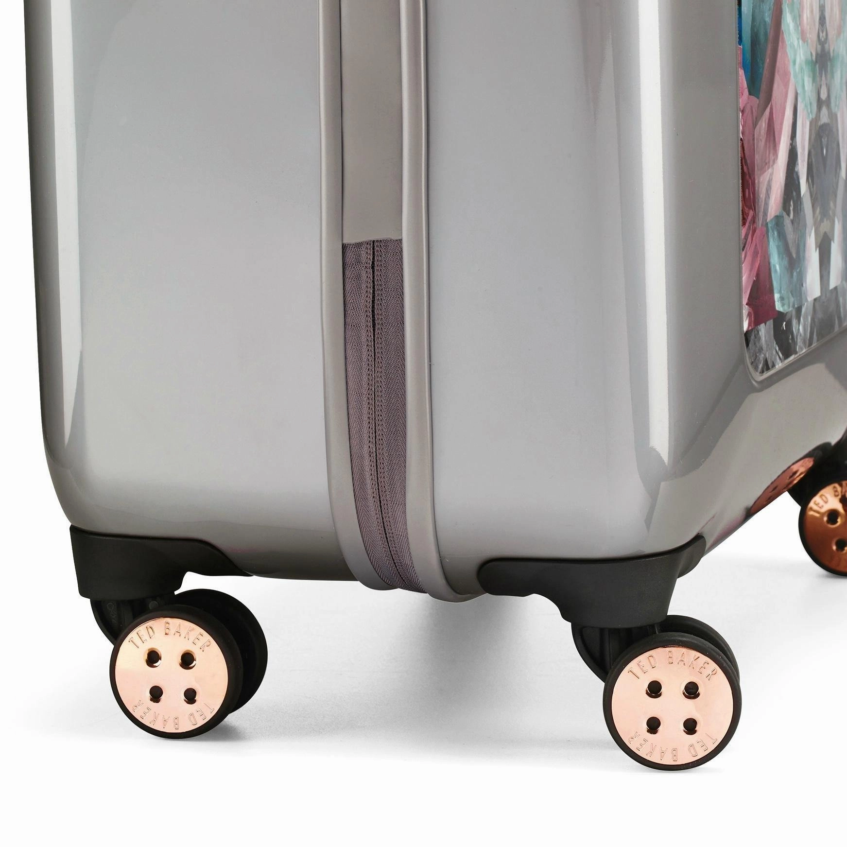Ted baker Women's Hardside Checked-Medium 4-Wheel Medium Luggage