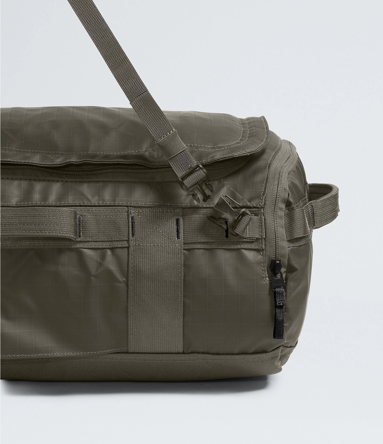 The North Face Base Camp Voyager Duffel32L
