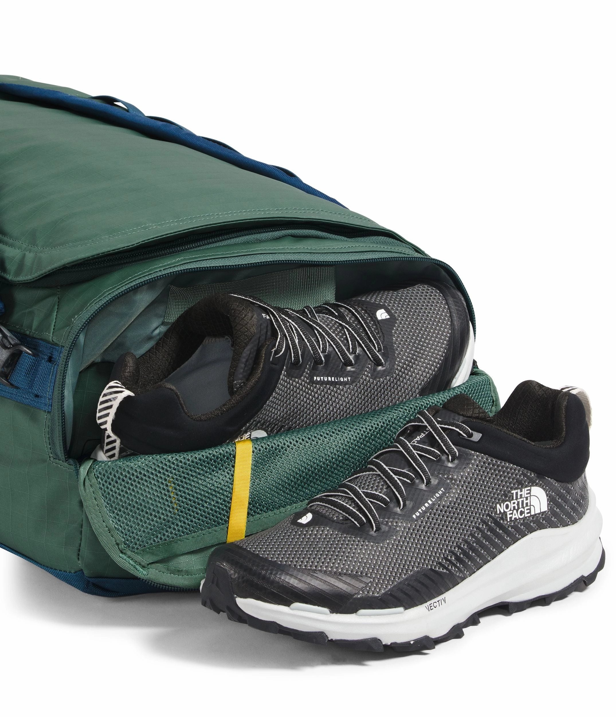The North Face Base Camp Voyager Duffel32L