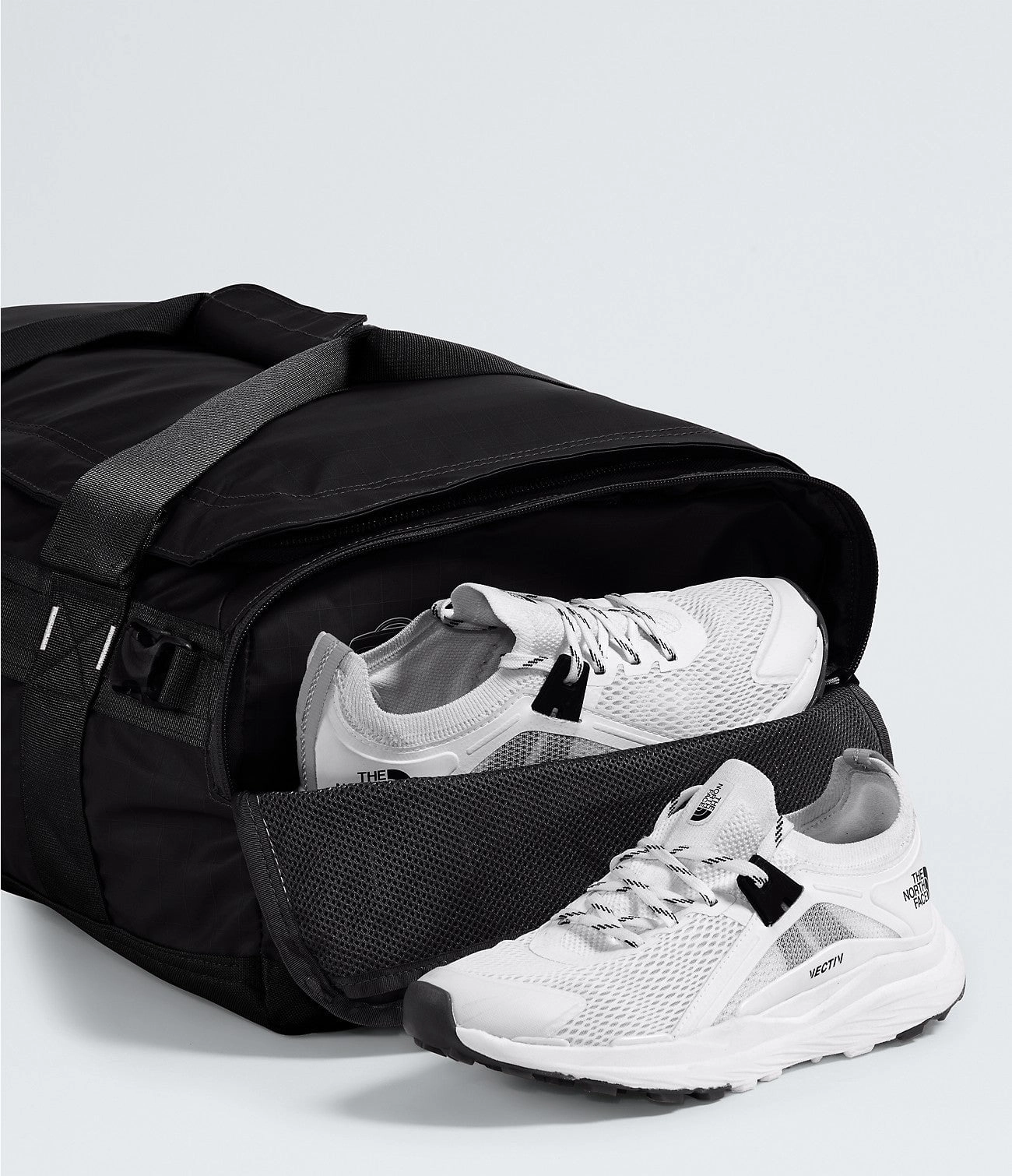 The North Face Base Camp Voyager Duffel42L