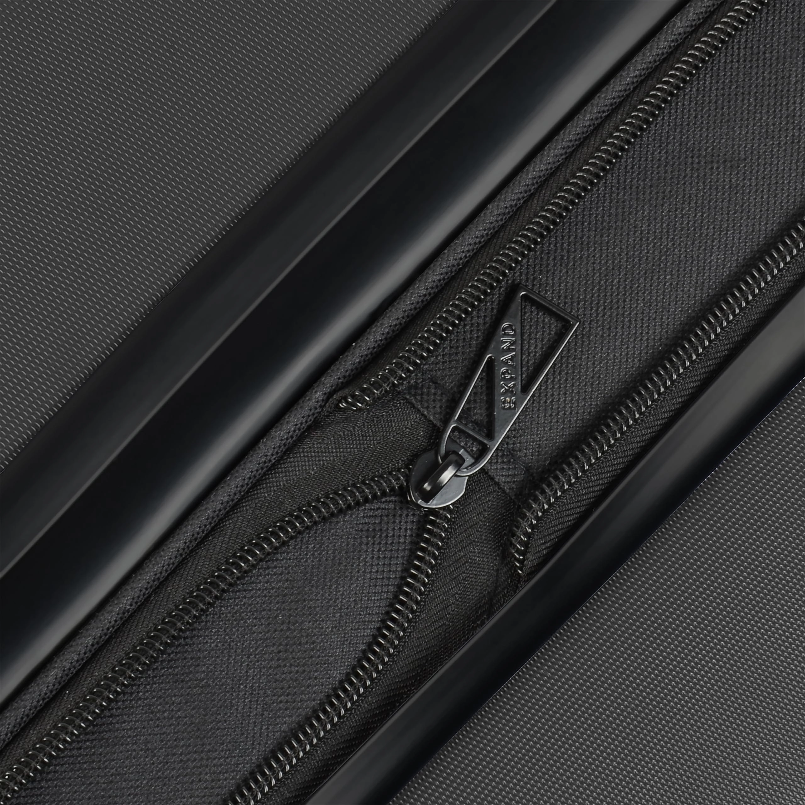 TOTAL TRAVELWARE Passage Expandable Hardside Spinner (Carry-On 19-Inch)