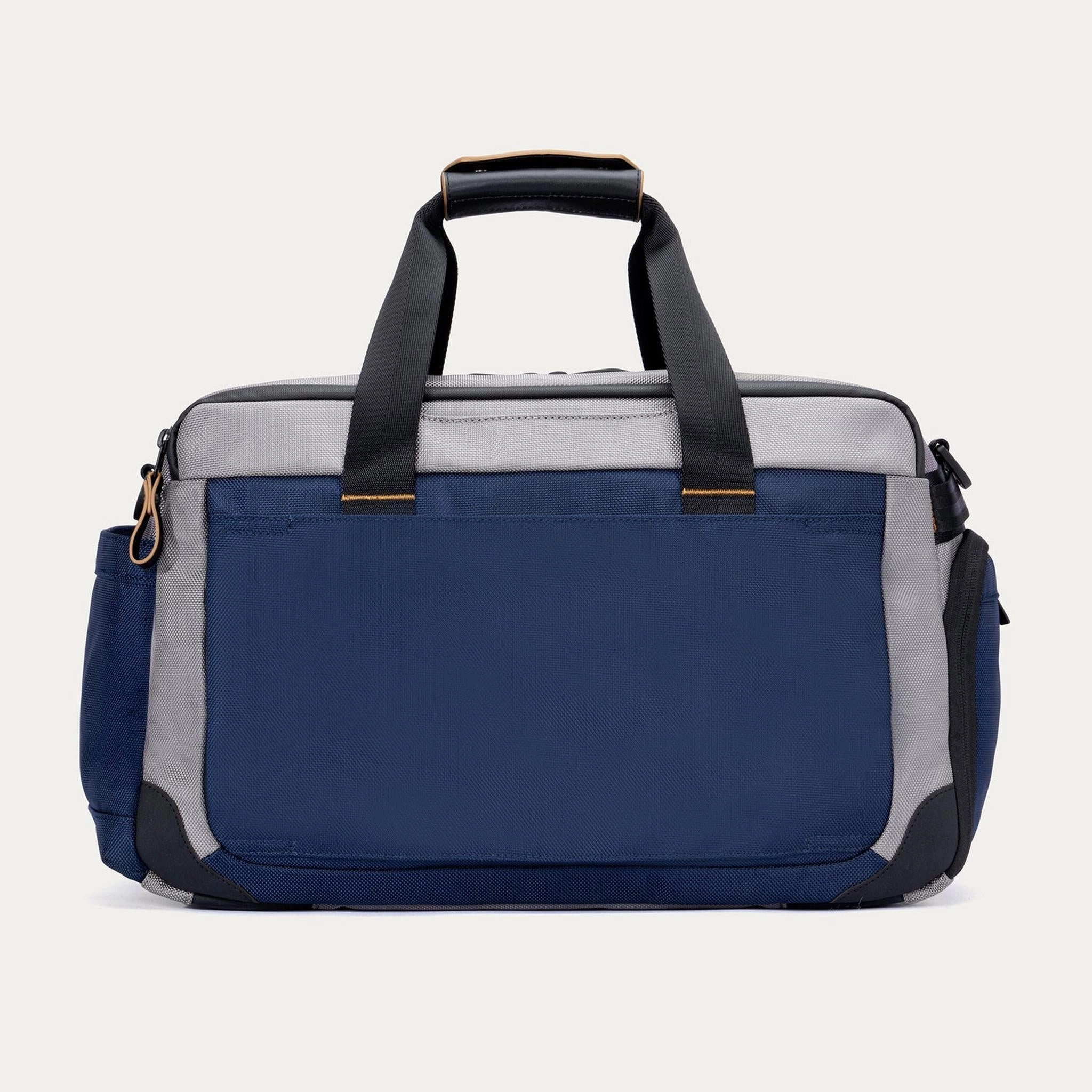 Travelpro Altitude Day-to-Day Duffel