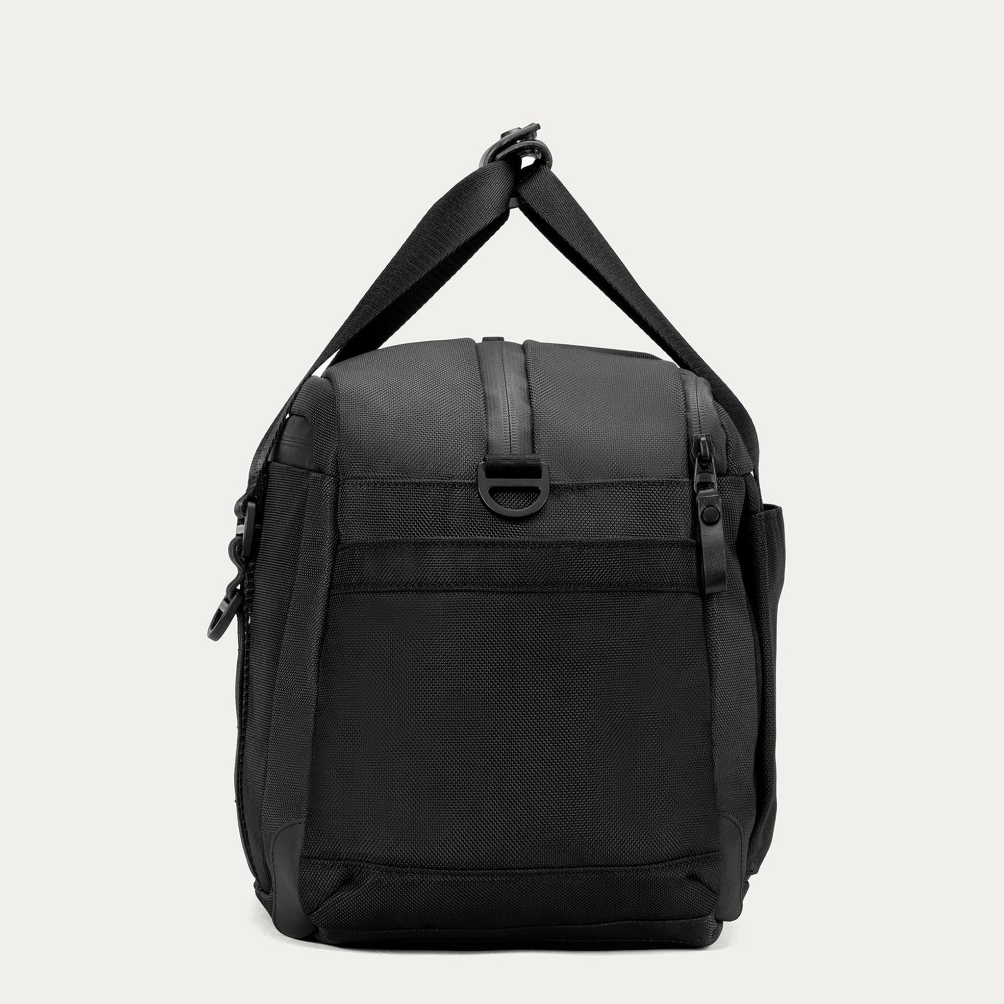 Travelpro Altitude Day-to-Day Duffel