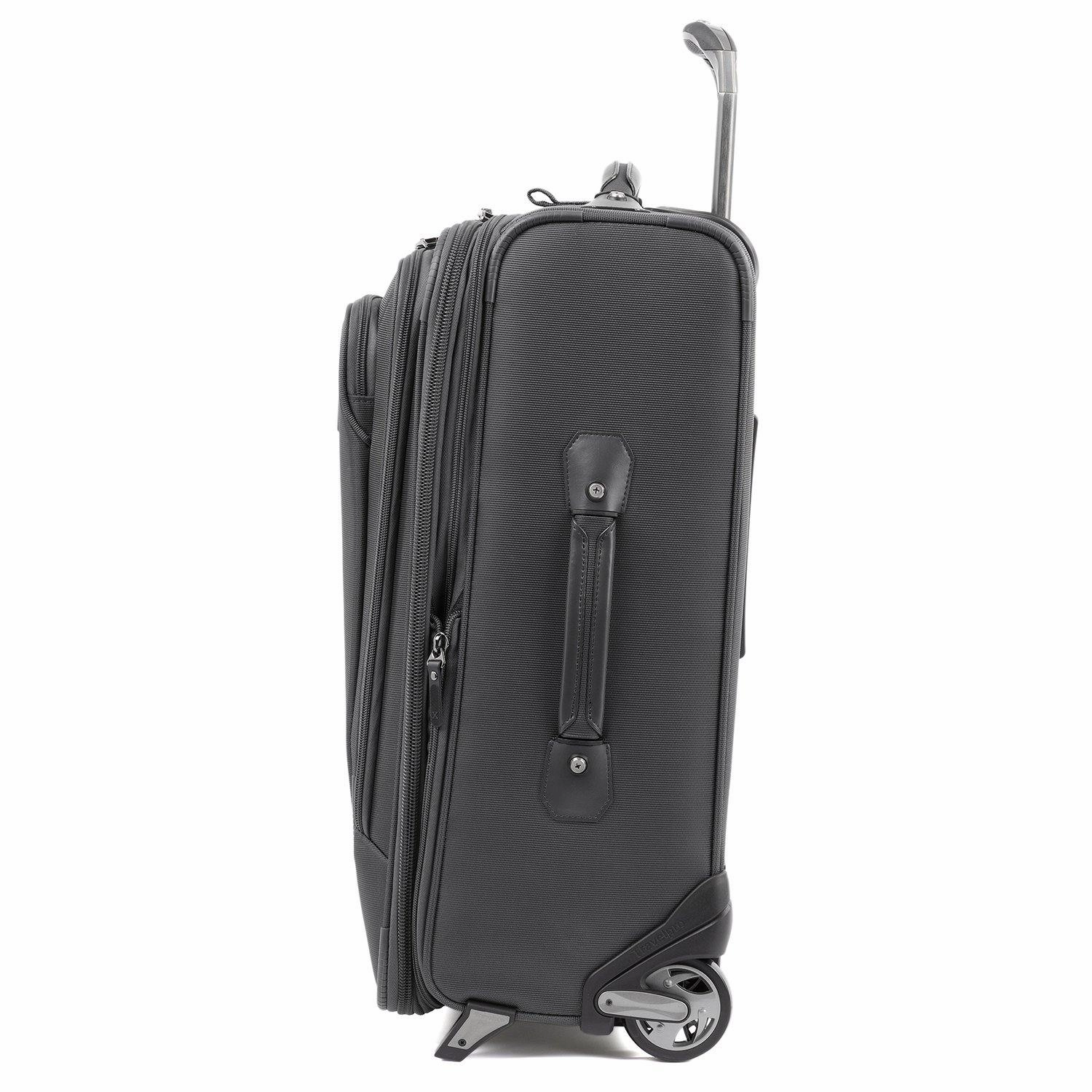 TravelPro Crew 10 22" Expandable Rollaboard Suiter