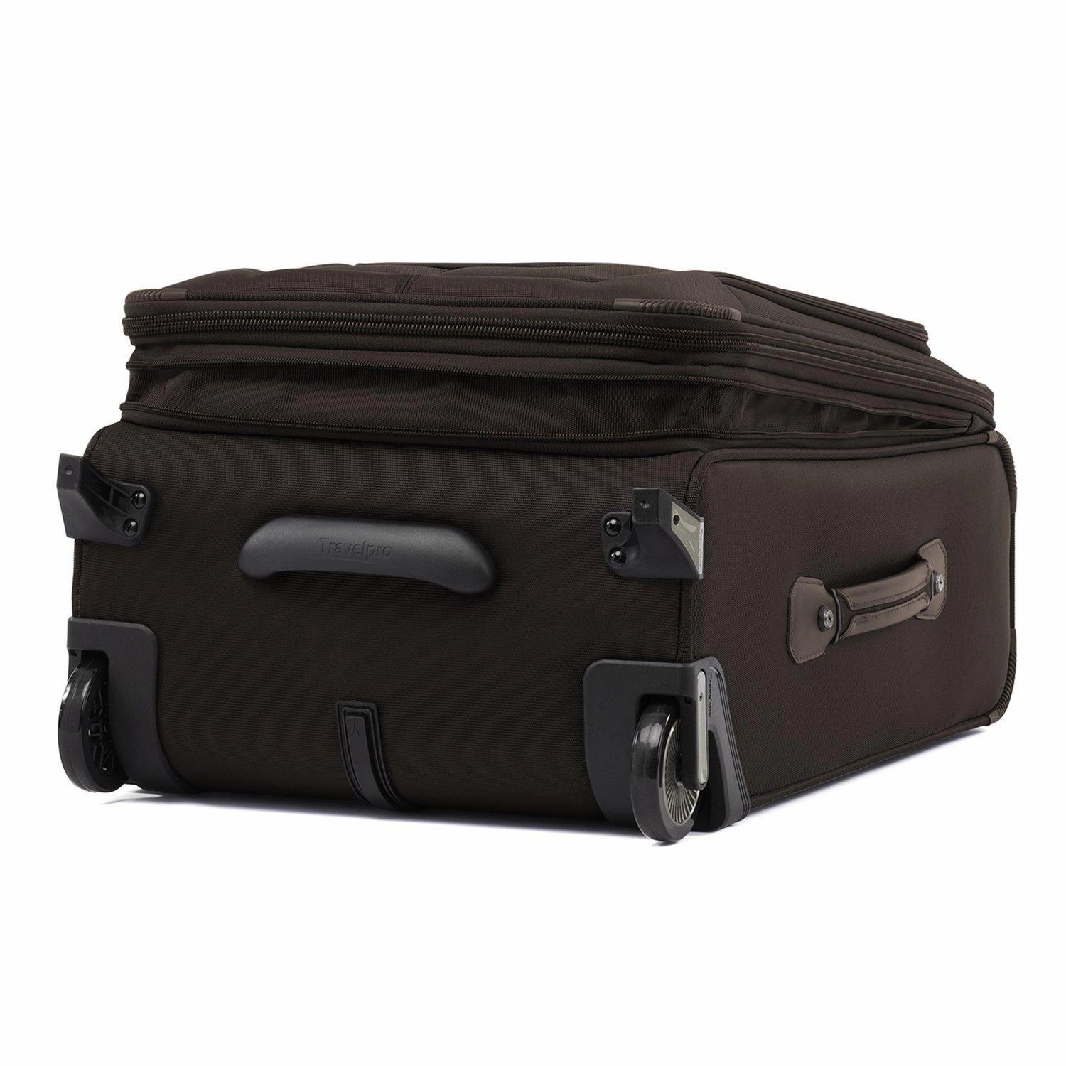 TravelPro Crew 11 22" Expandable Upright Suitcase