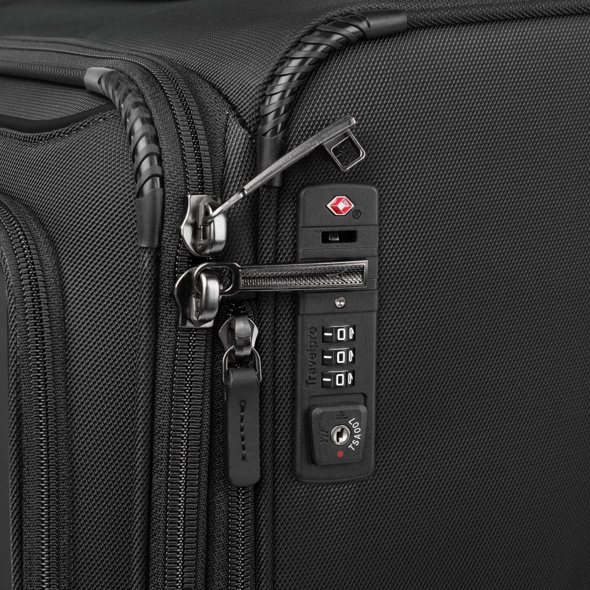 Travelpro Crew Classic Large Check-in Expandable Spinner Luggage
