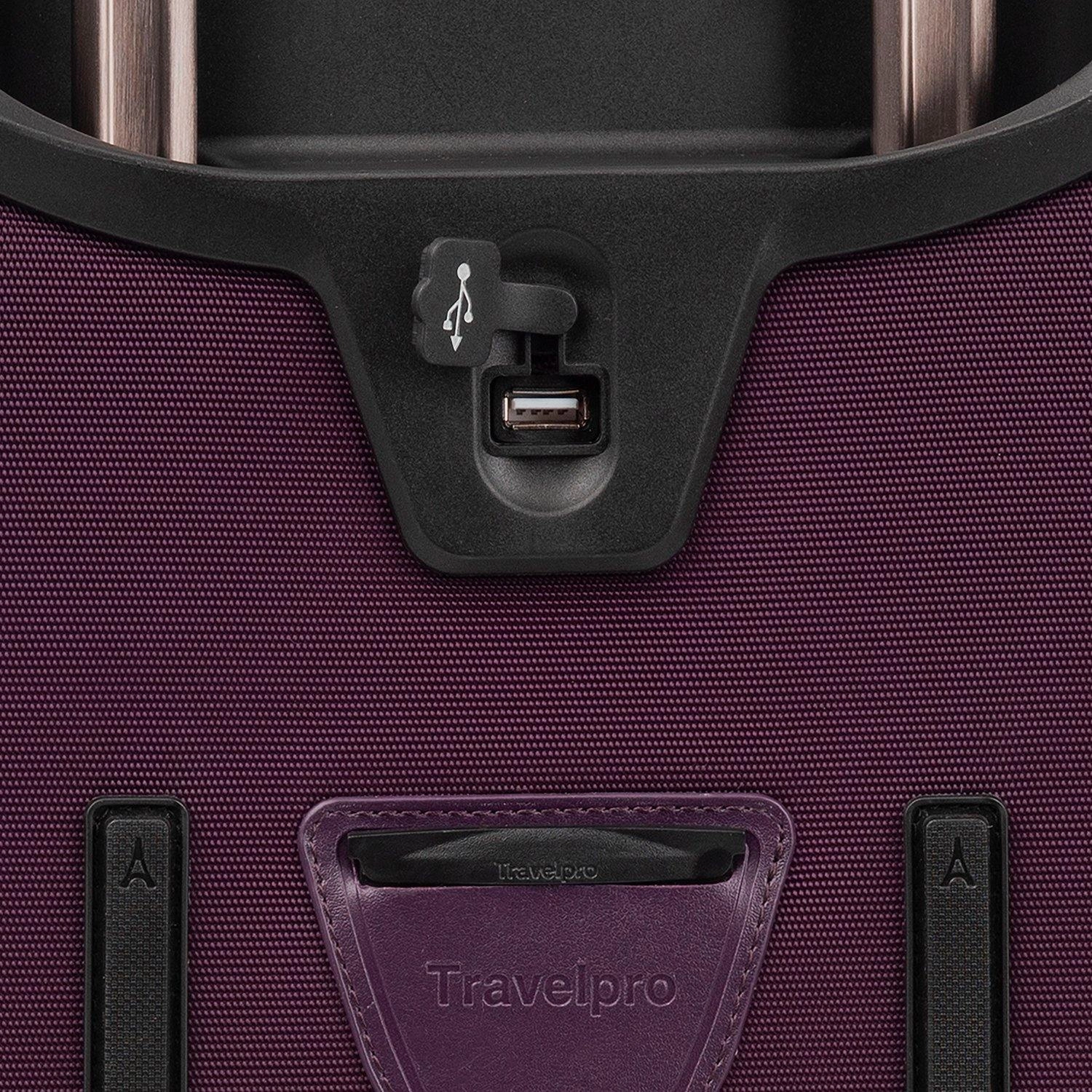 Travelpro Crew Versapack Global Carry-On Exp Spinner