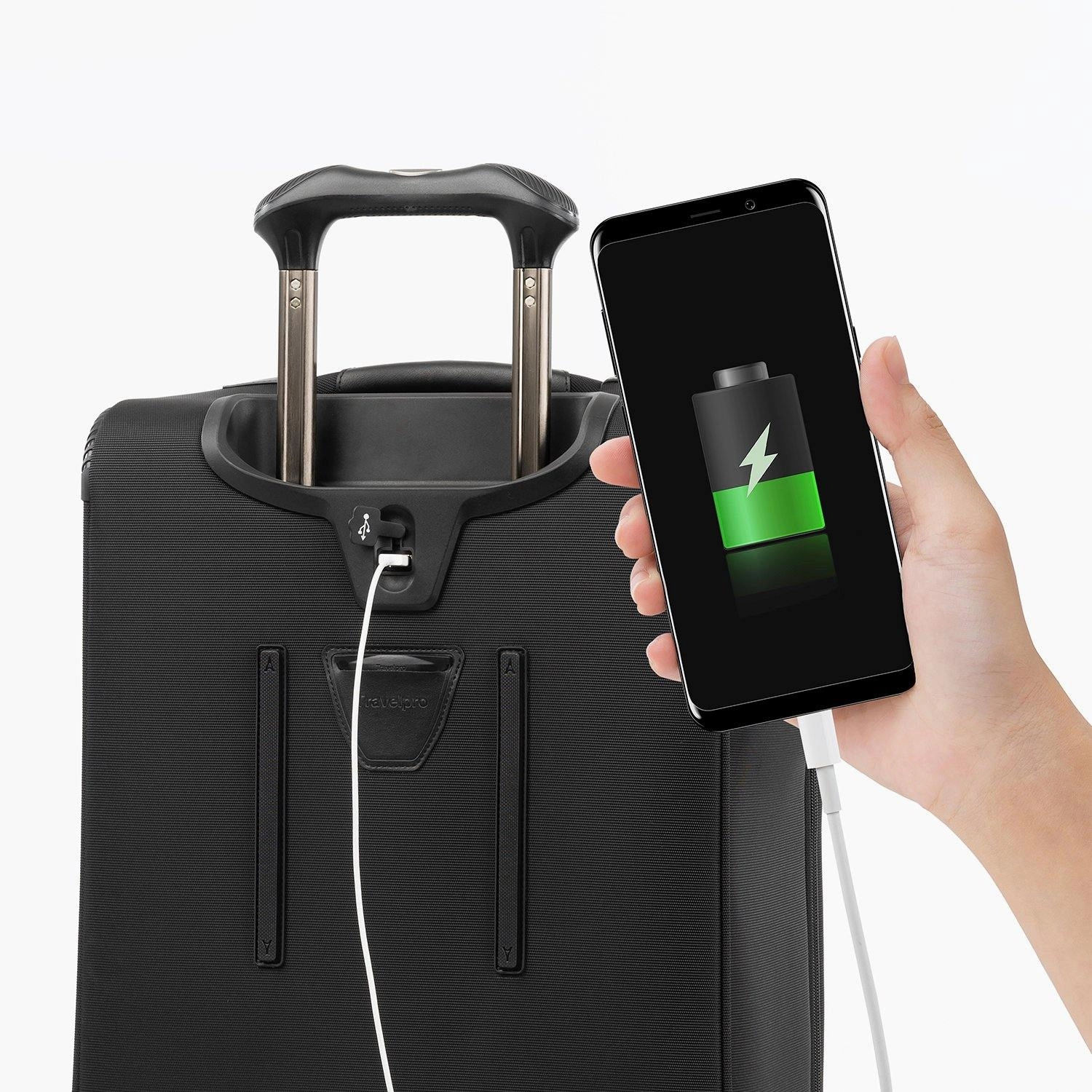 Travelpro Crew Versapack Max Carry-On Exp Spinner