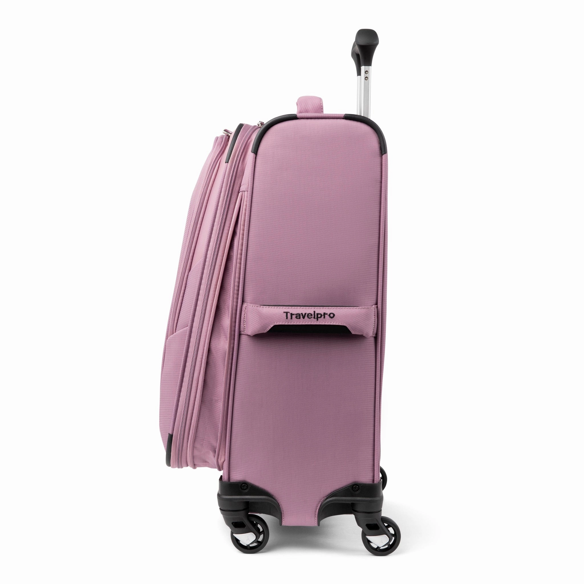 Travelpro Maxlite 5  Lightweight 21" Expandable Carry-On Spinner