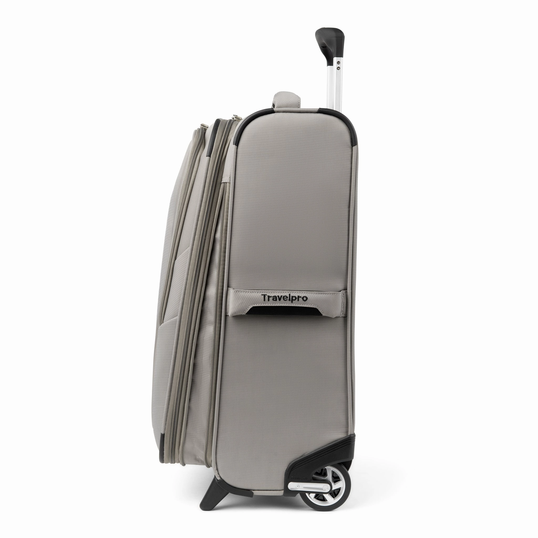 Travelpro Maxlite 5 Lightweight 22" Expandable Carry-On Rollaboard (2-Wheeled)