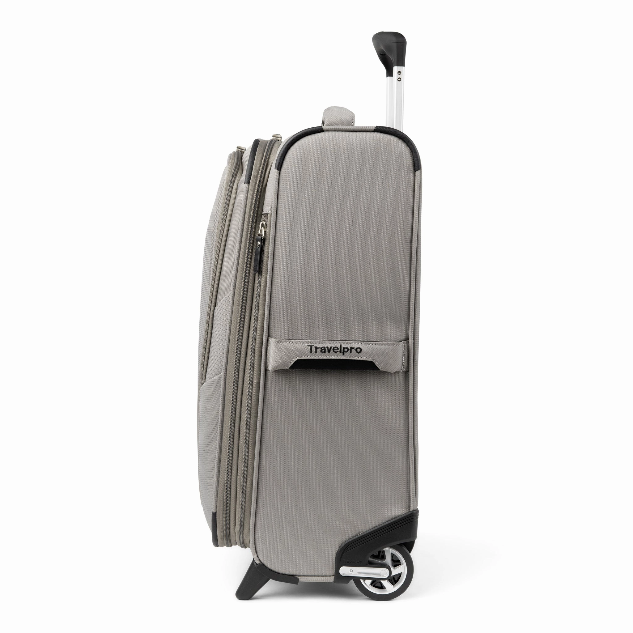 Travelpro Maxlite 5 Lightweight 22" Expandable Carry-On Rollaboard (2-Wheeled)