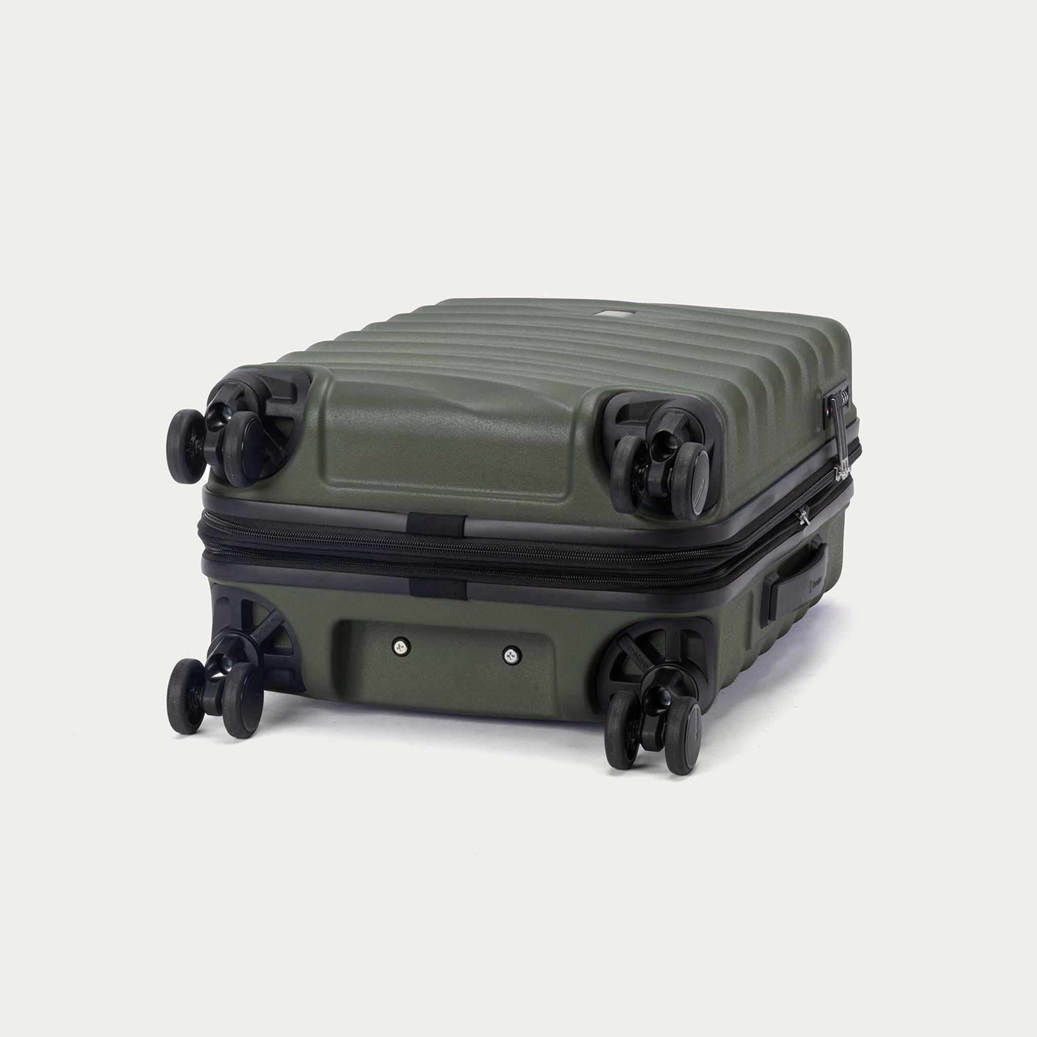 Travelpro Maxlite Air V2 Carry-on Expandable Spinner