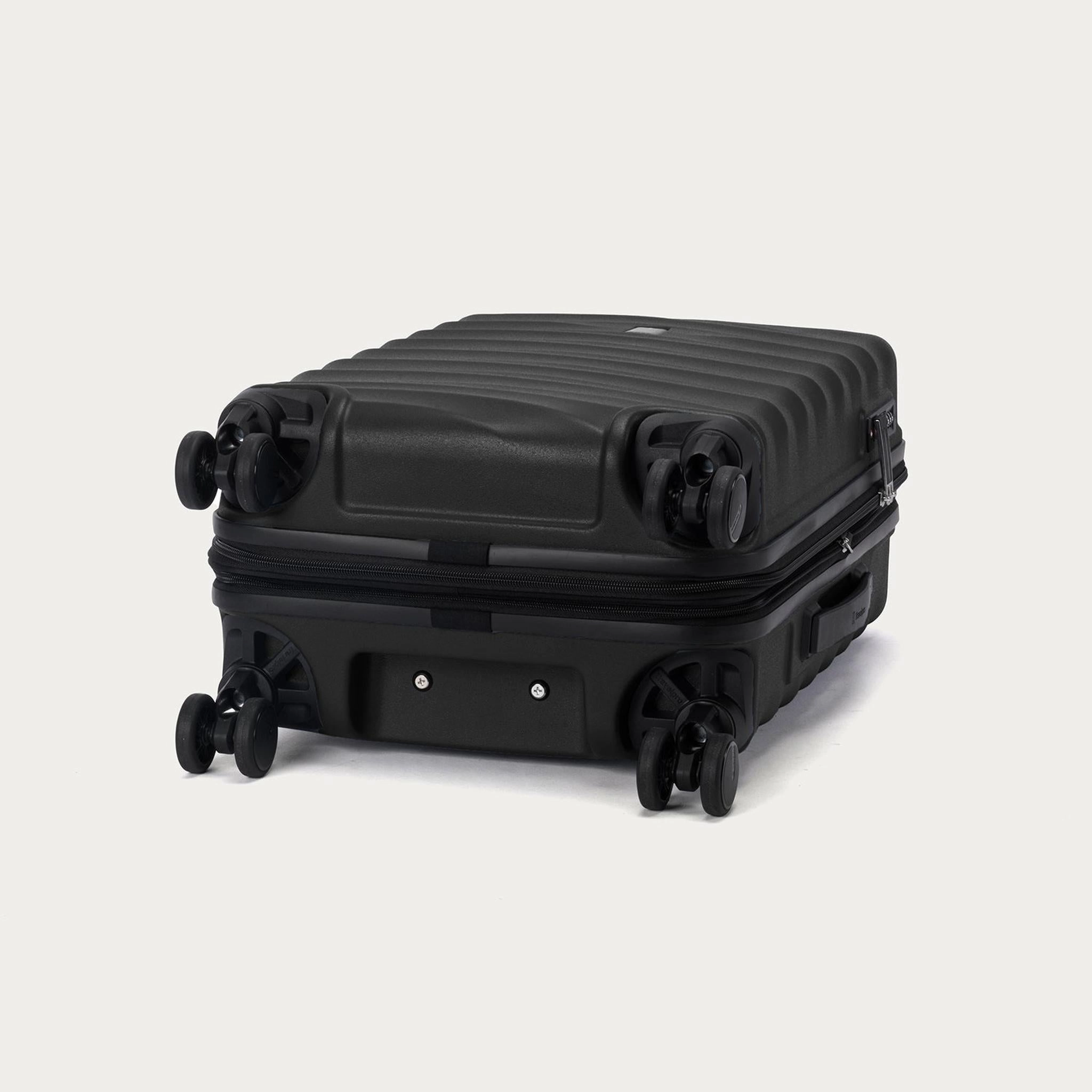 Travelpro Maxlite Air V2 Carry-on Expandable Spinner