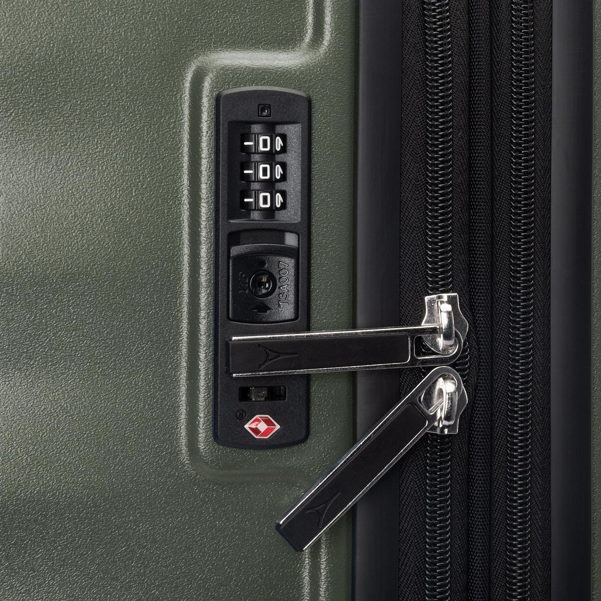 Travelpro Maxlite Air V2 Compact Carry-on Expandable Spinner