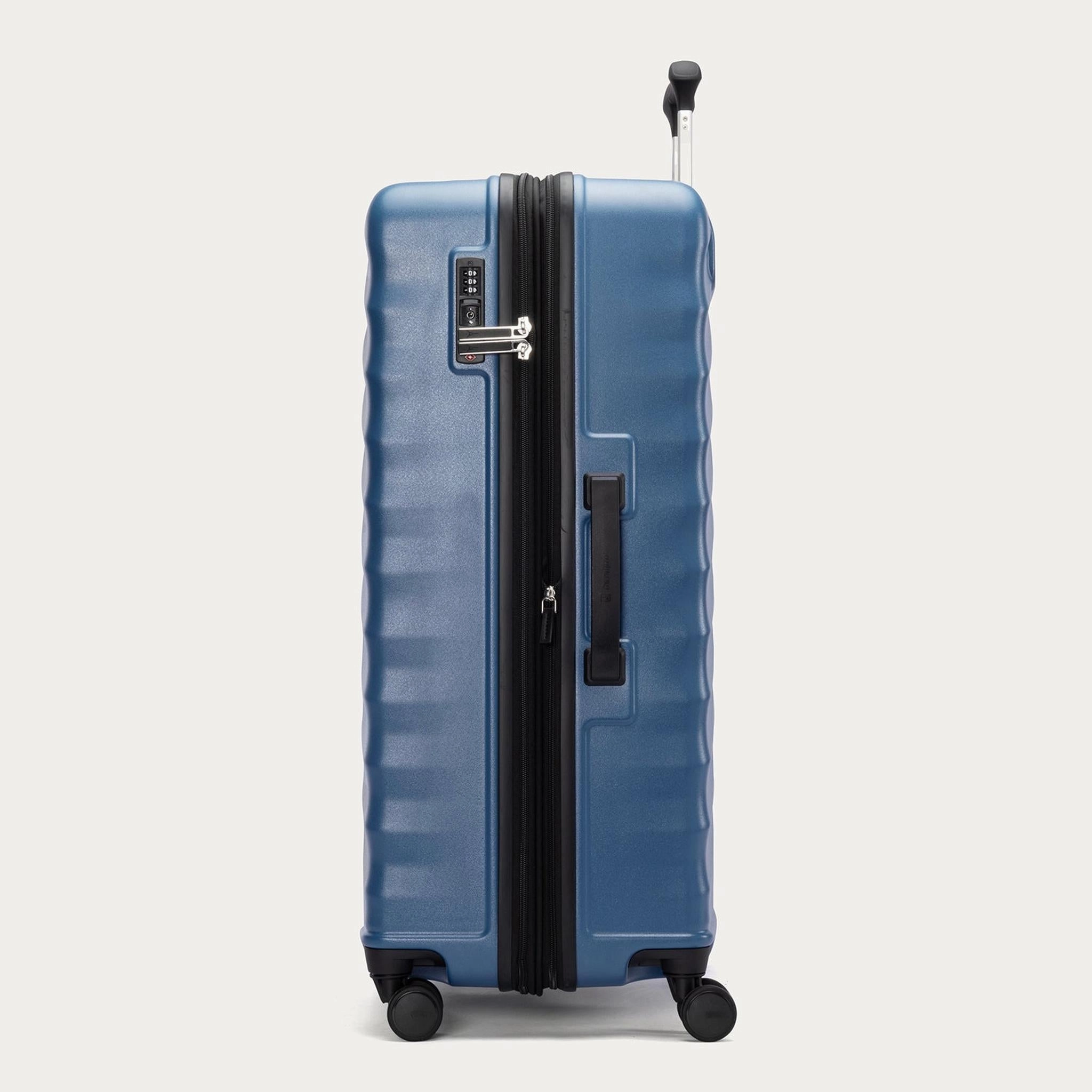 Travelpro Maxlite Air V2 Large Check-in Expandable Spinner