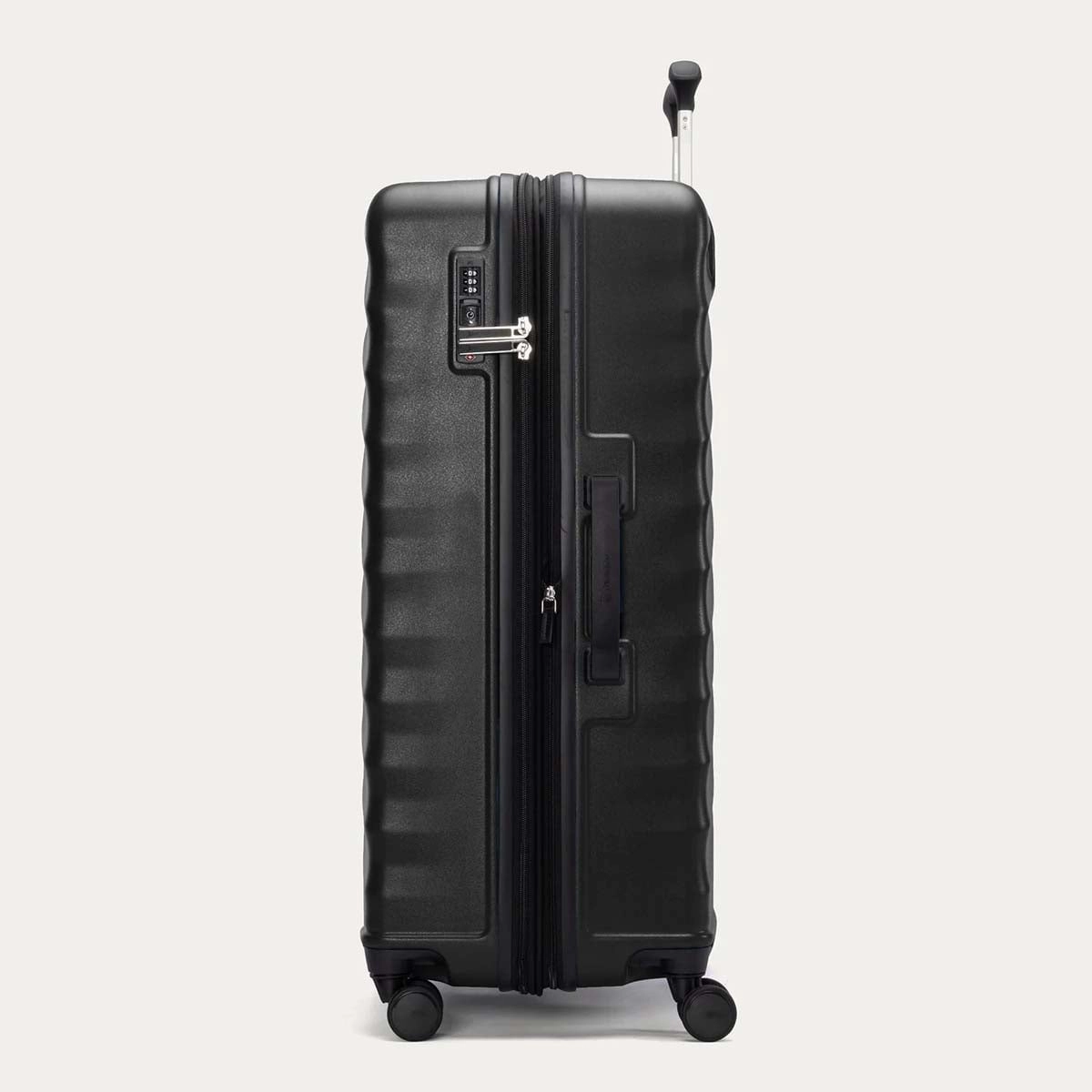 Travelpro Maxlite Air V2 Large Check-In Hardside Spinner