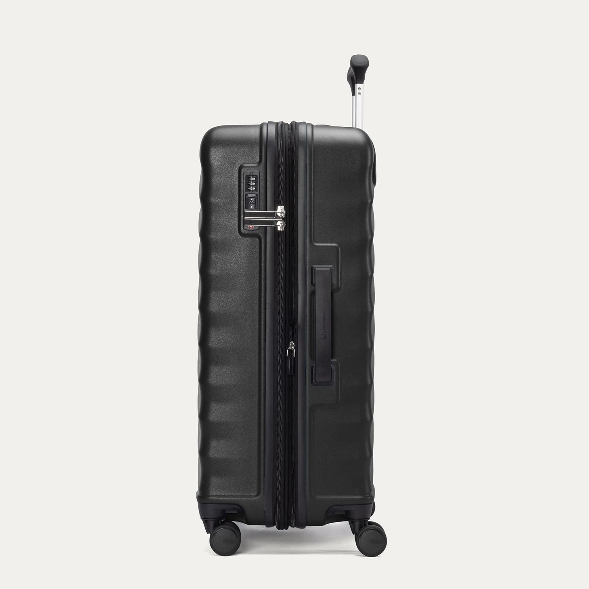 Travelpro Maxlite Air V2 Medium Check-in Expandable Spinner
