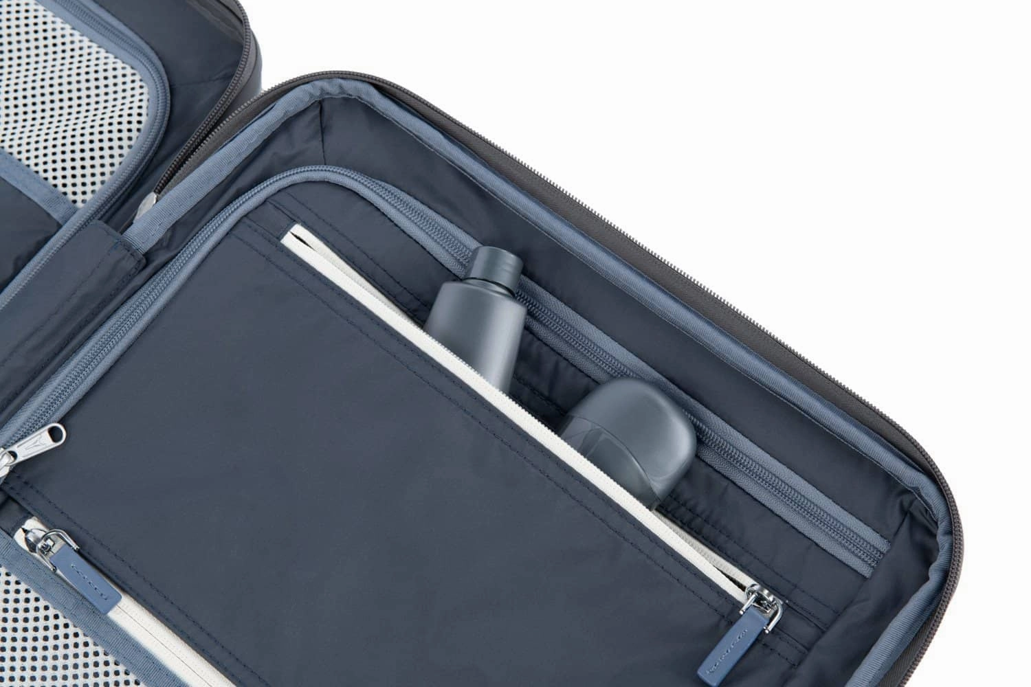 Travelpro Platinum Elite Business Plus Carry-On Expandable Hardside Spinner Luggage