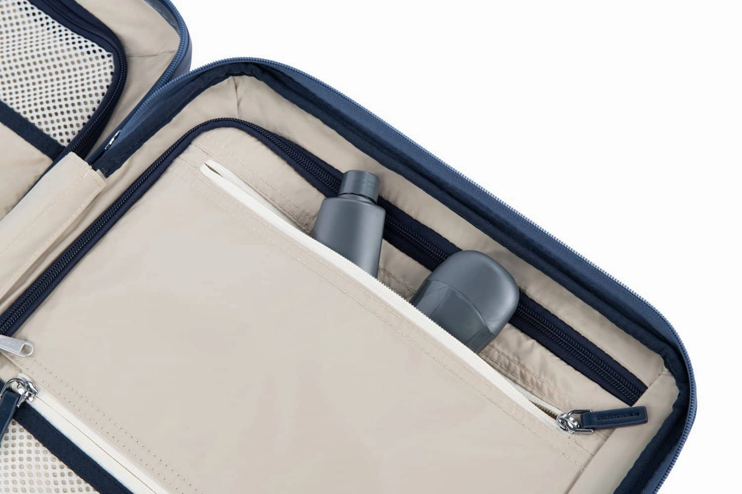 Travelpro Platinum Elite Business Plus Carry-On Expandable Hardside Spinner Luggage