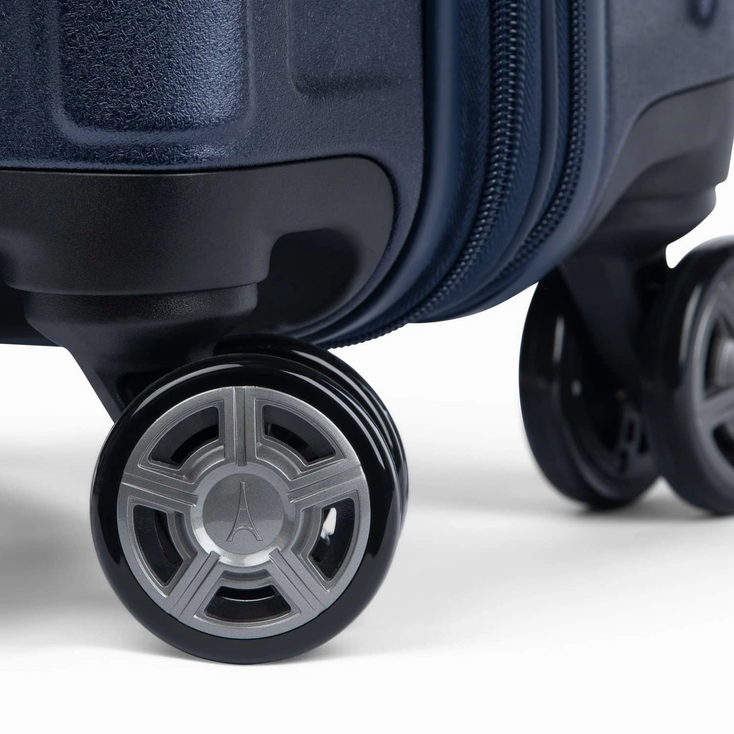 Travelpro Platinum Elite Compact Carry-On Expandable Hardside Spinner Luggage
