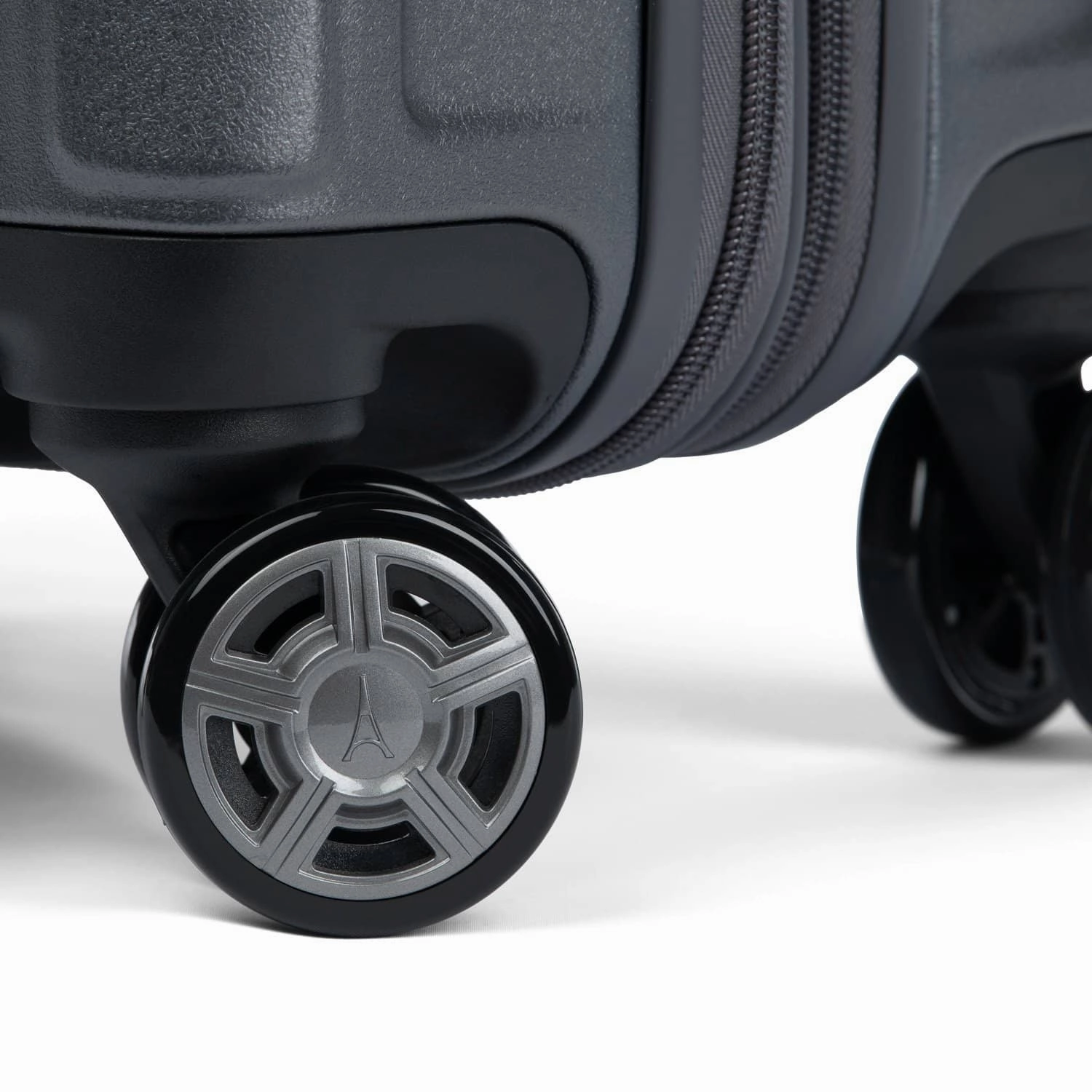 Travelpro Platinum Elite Compact Carry-On Expandable Hardside Spinner Luggage