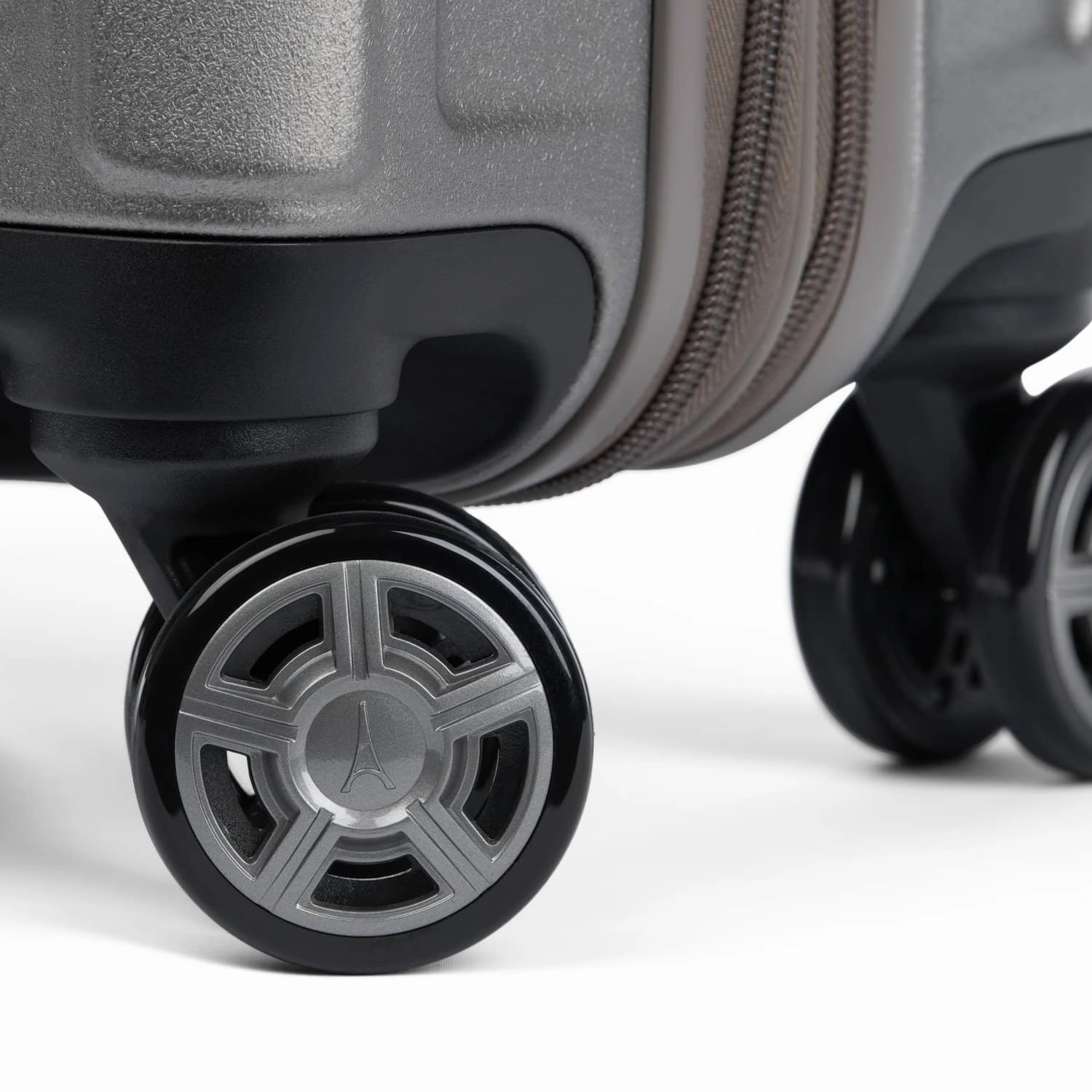 Travelpro Platinum Elite Compact Carry-On Expandable Hardside Spinner Luggage