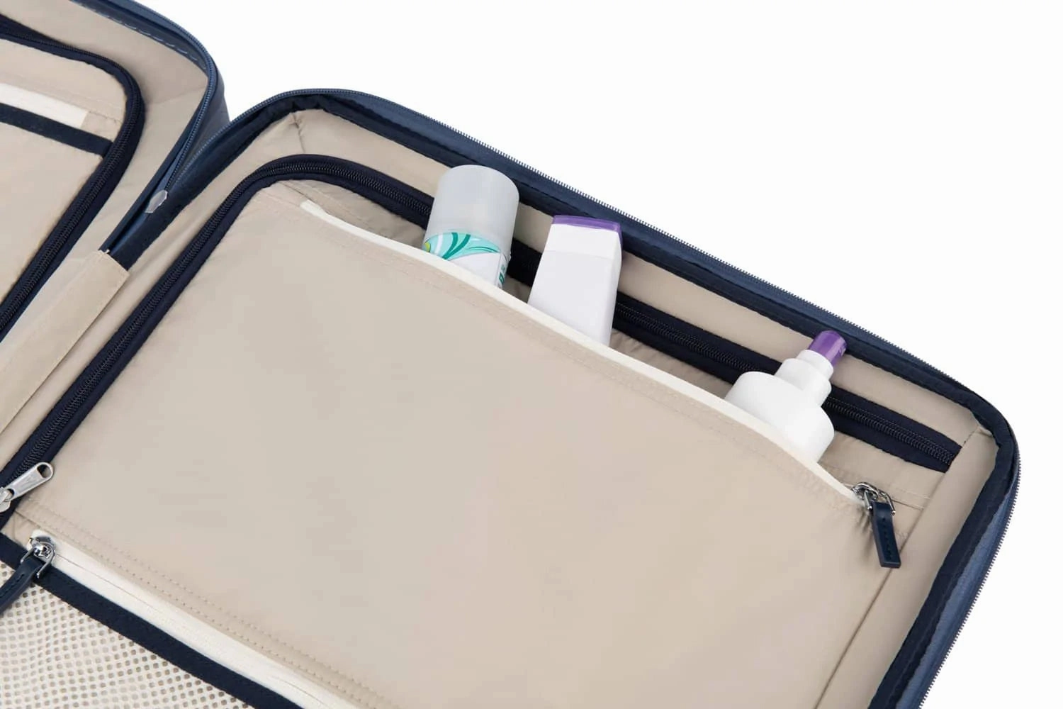 Travelpro Platinum Elite Hardside Medium Check-In Expandable