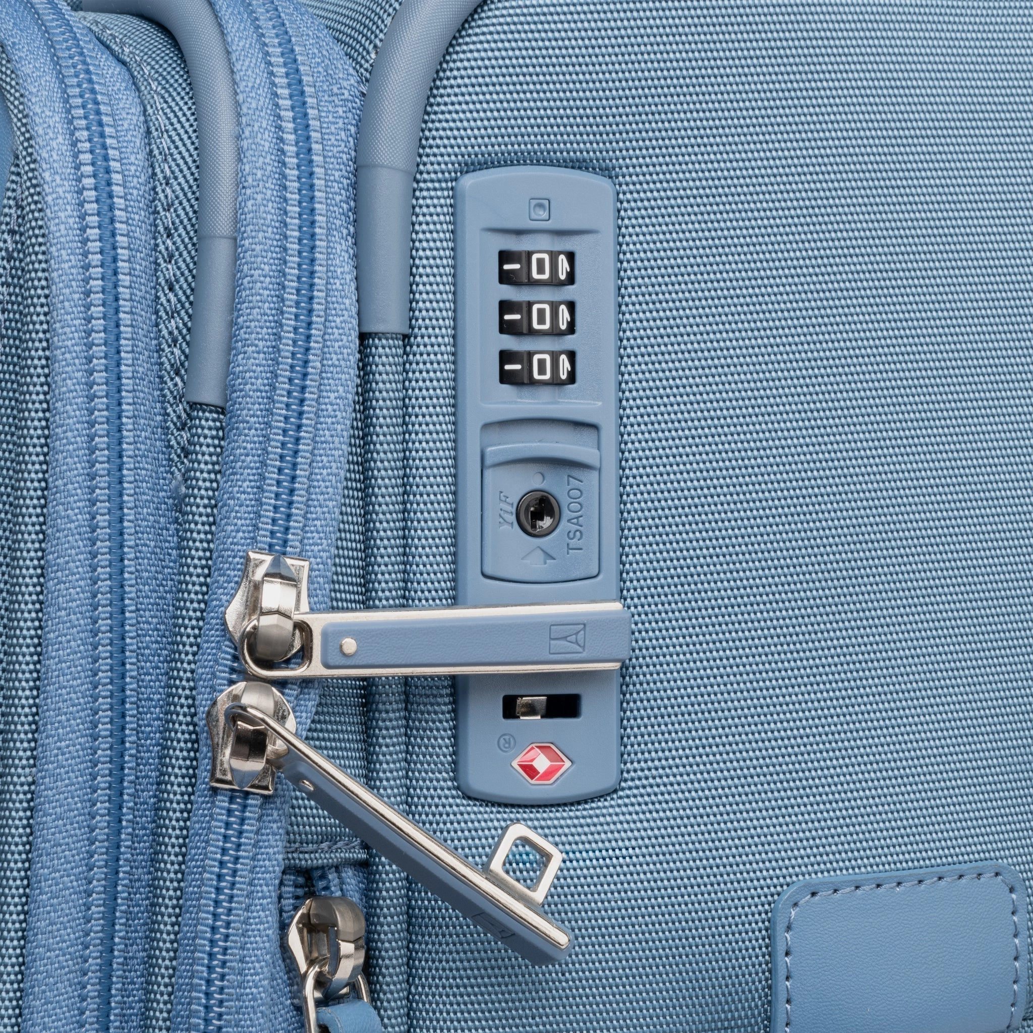 Travelpro VersaPack  Carry-on Expandable Spinner