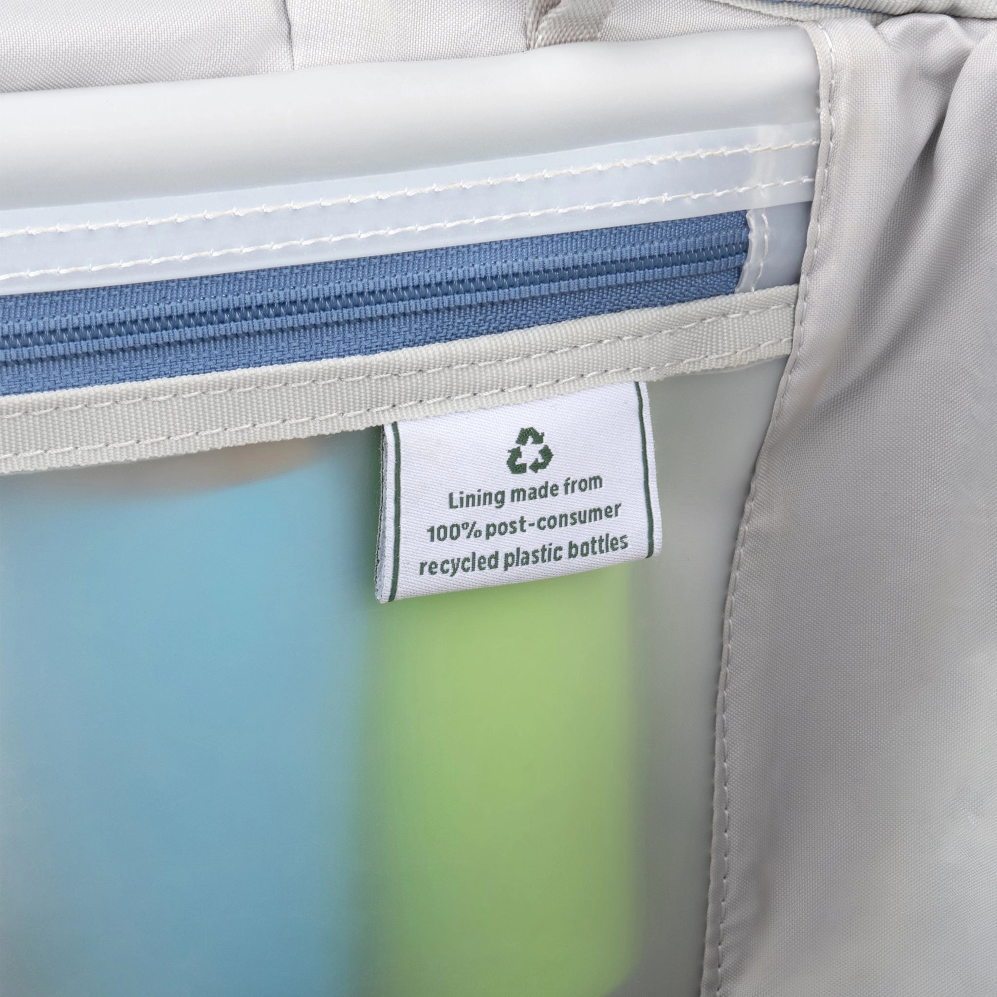 Travelpro VersaPack  Compact Carry-on Expandable Spinner
