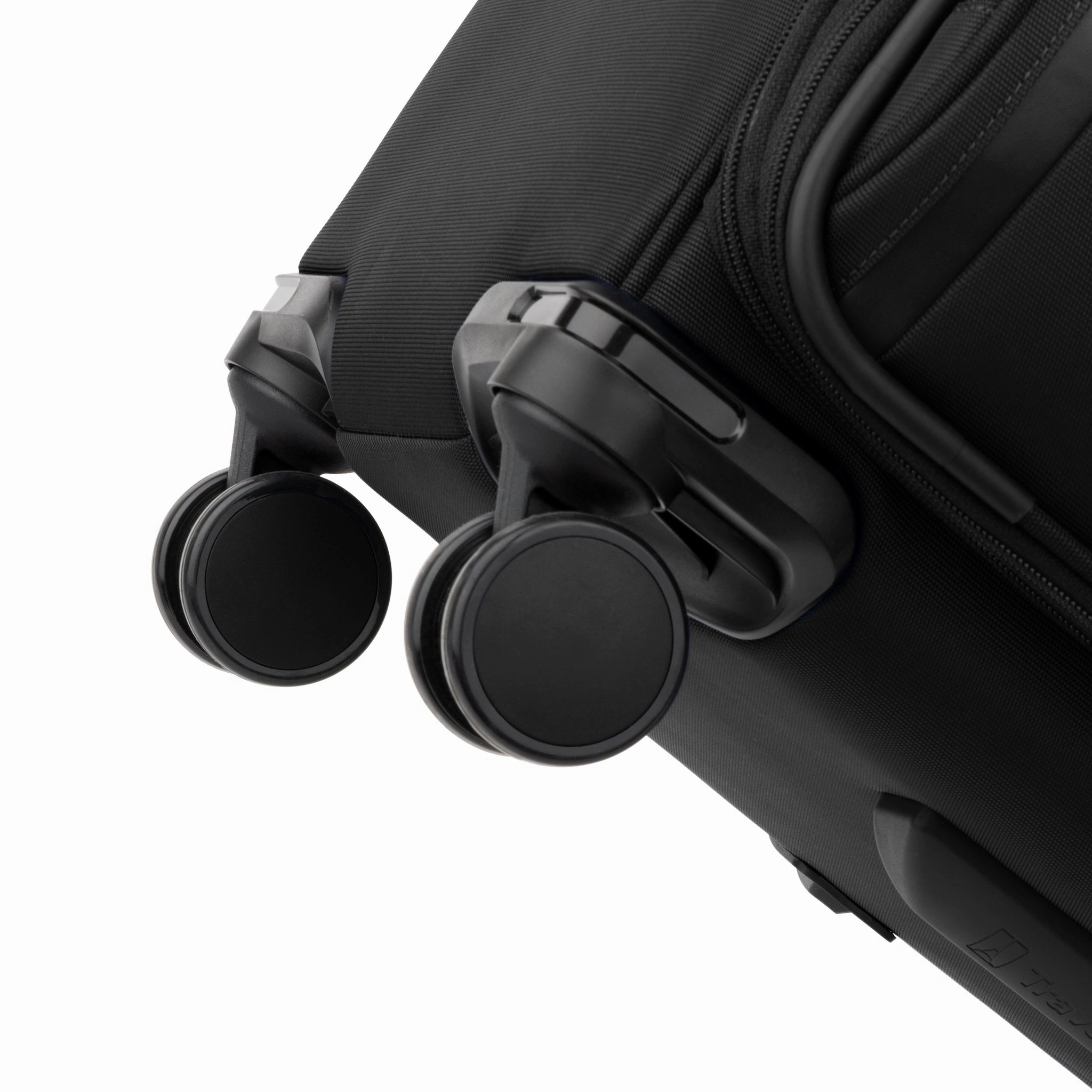 Travelpro VersaPack  Large Check-in Expandable Spinner