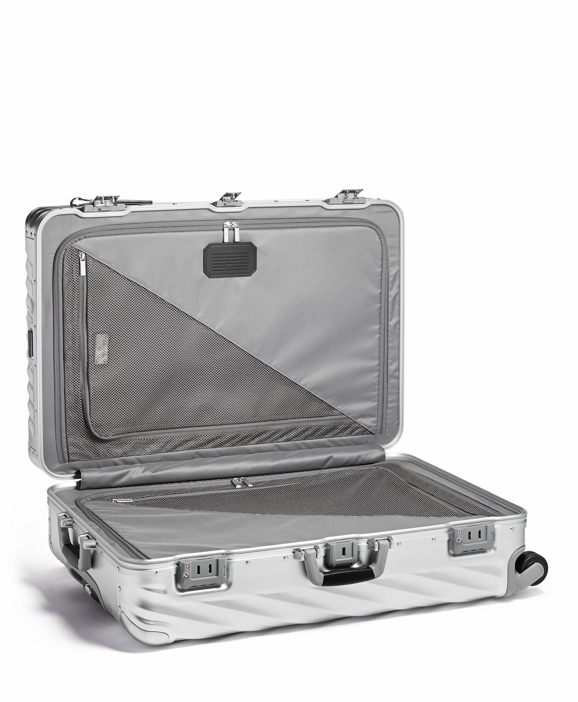 Tumi 19 Degree Aluminum Extended Trip Packing Case Large Luggage