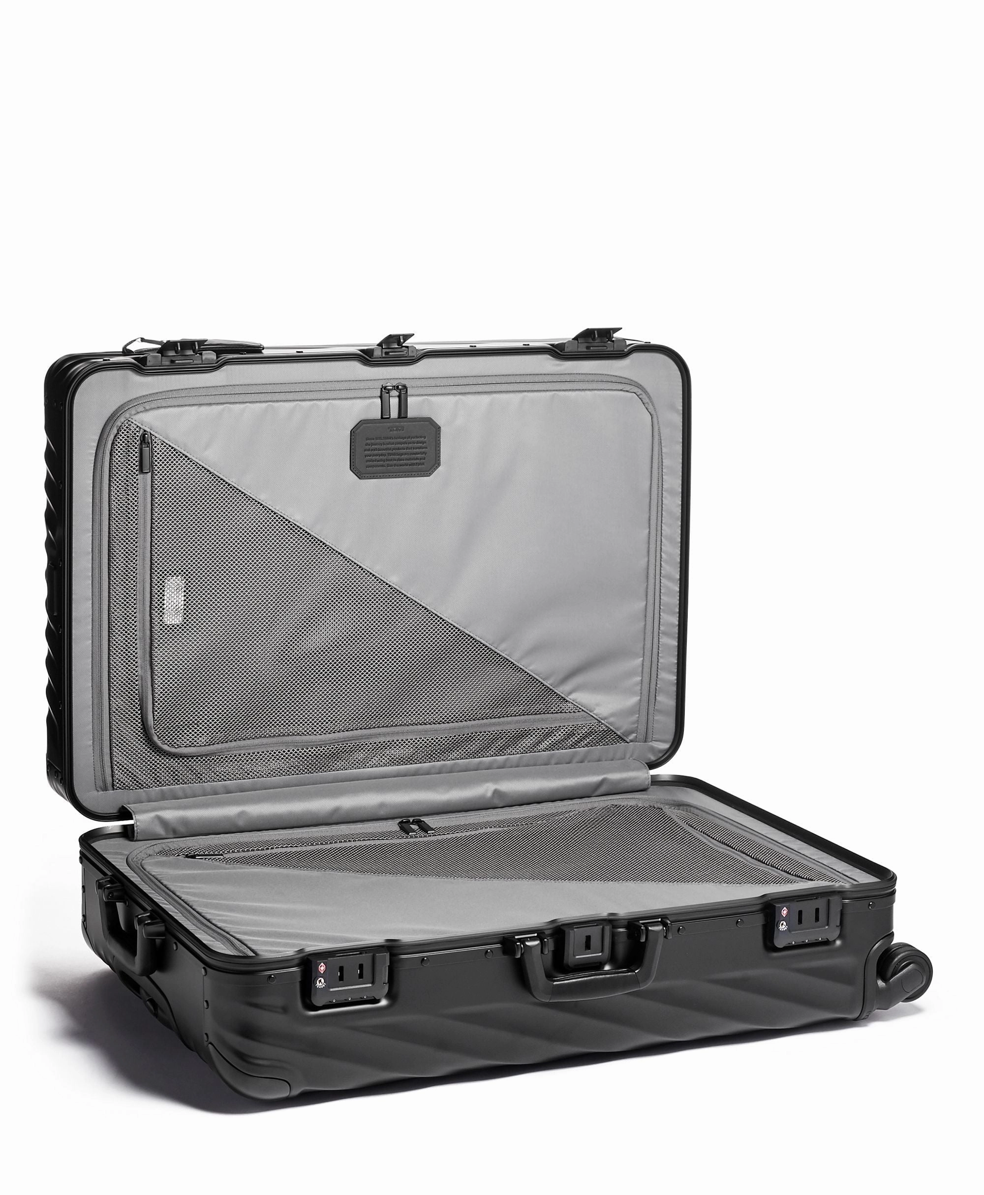 Tumi 19 Degree Aluminum Extended Trip Packing Case Large Luggage