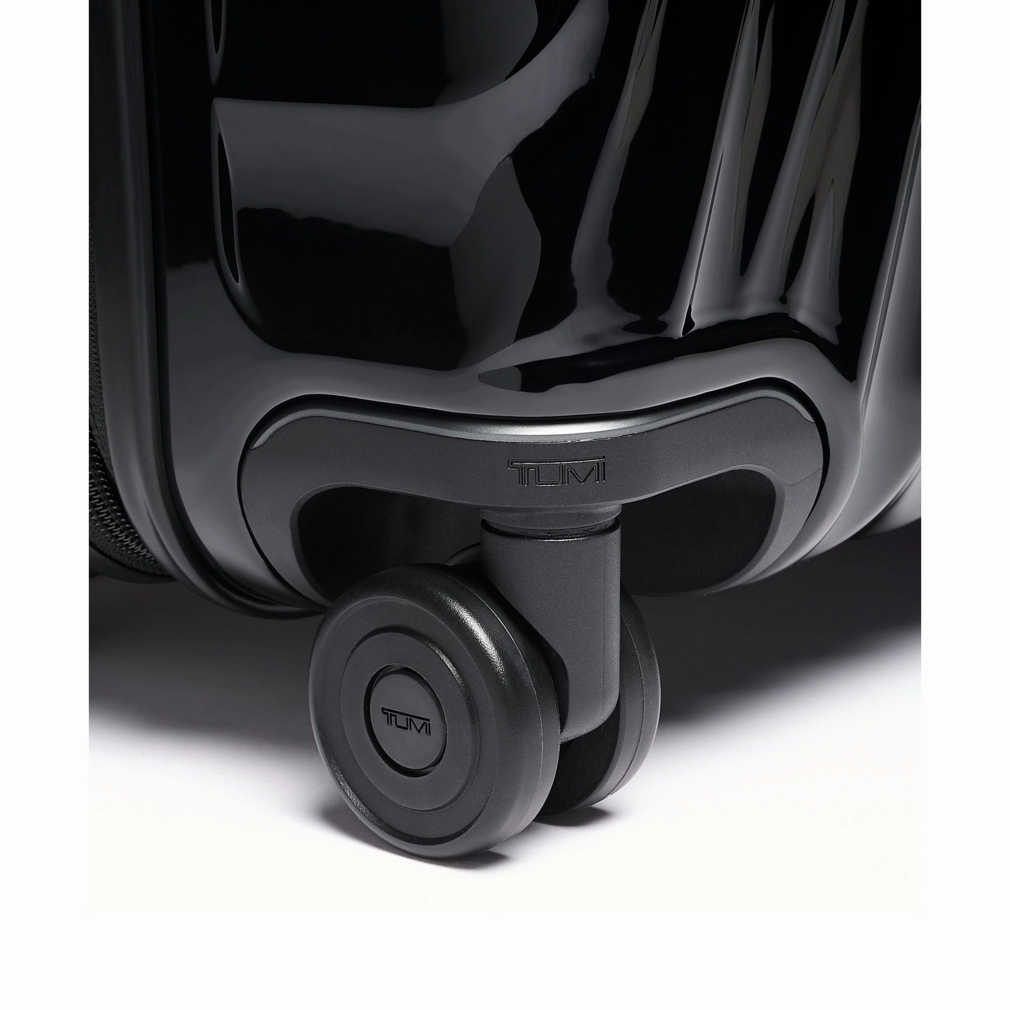 TUMI 19 Degree Continental Expandable 4 Wheeled Carry-On