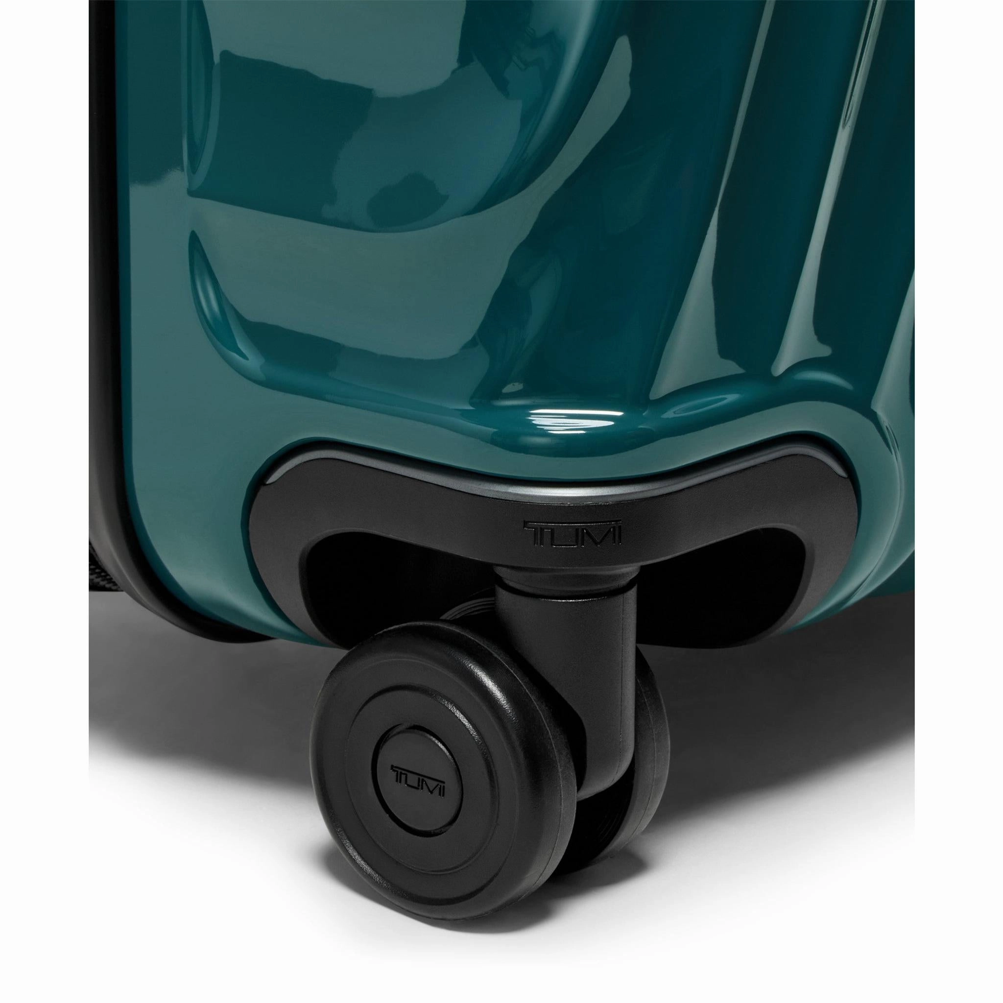 TUMI 19 Degree Continental Expandable 4 Wheeled Carry-On