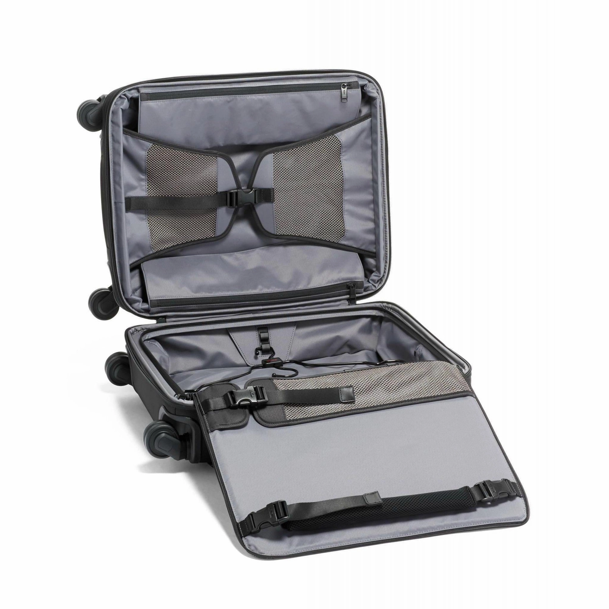 TUMI Alpha 3 Continental Expandable 4 Wheel Carry-On
