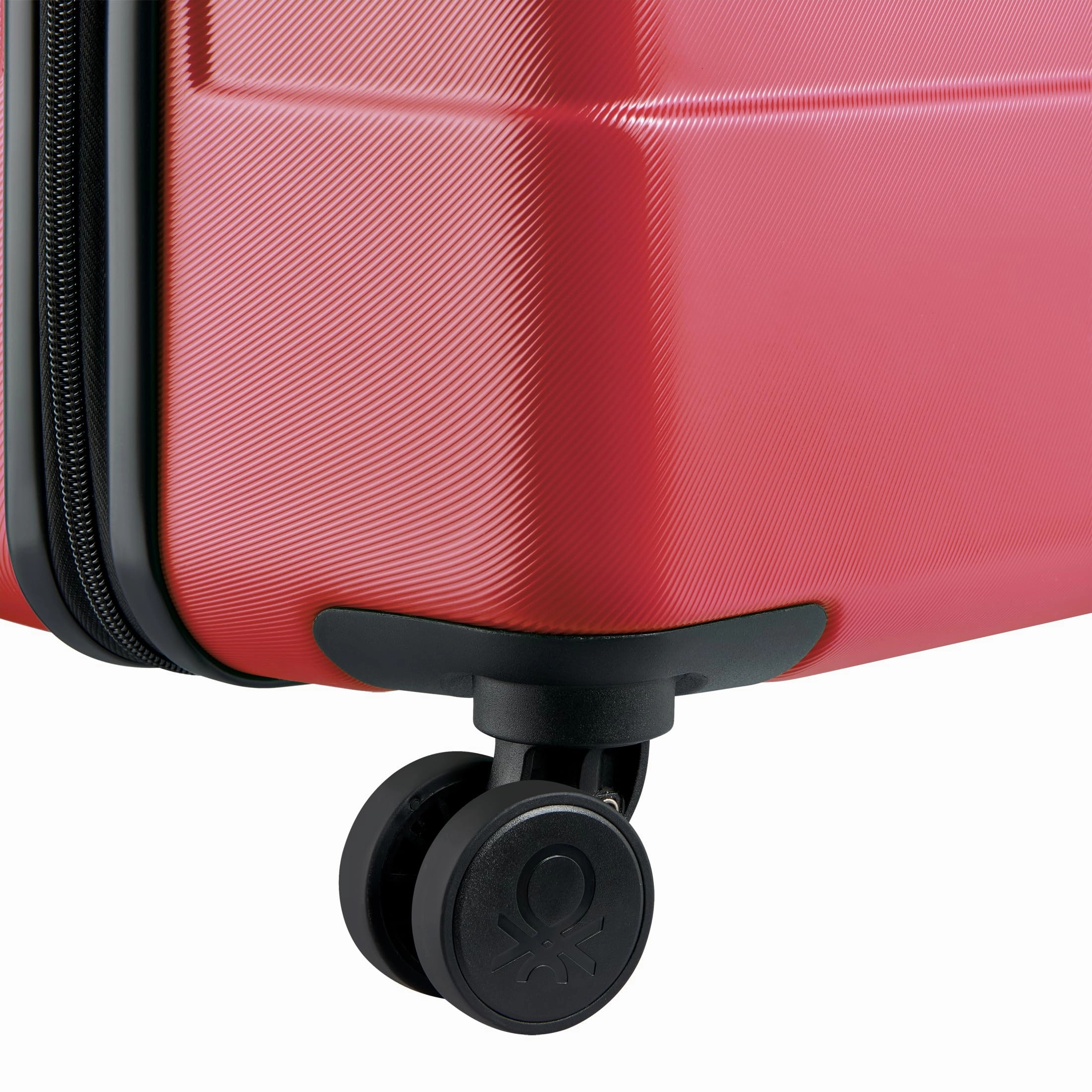 United Colors of Benetton Now Hardside Luggage with Spinner Wheels (3 Piece Set 19/23/27 Inch)