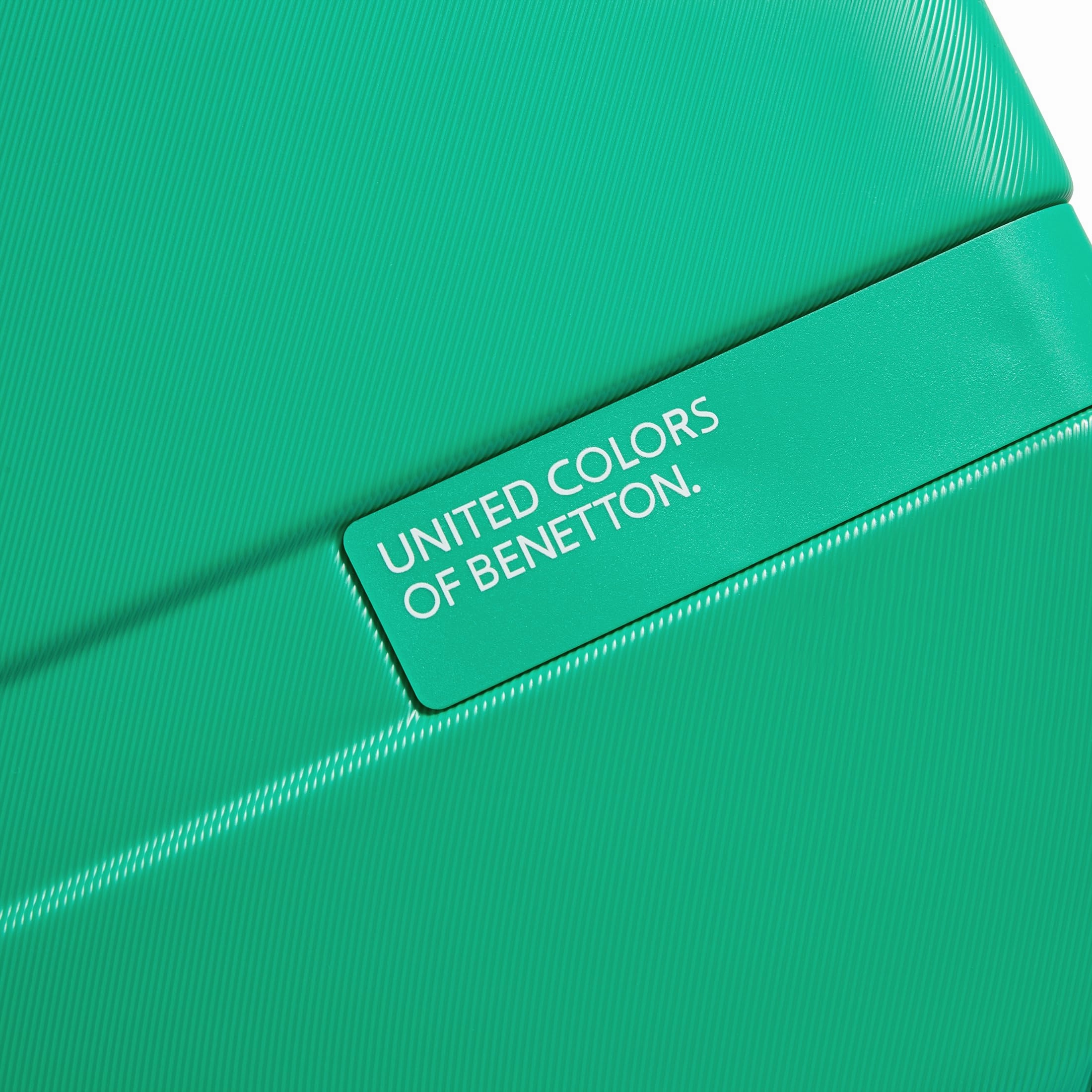 United Colors of Benetton Now Hardside Luggage with Spinner Wheels (3 Piece Set 19/23/27 Inch)