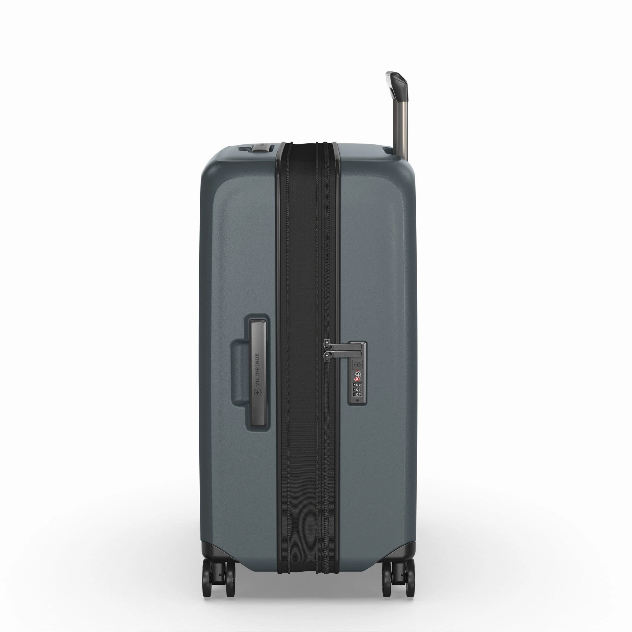 Victorinox Airox Advanced Medium Hardside Case
