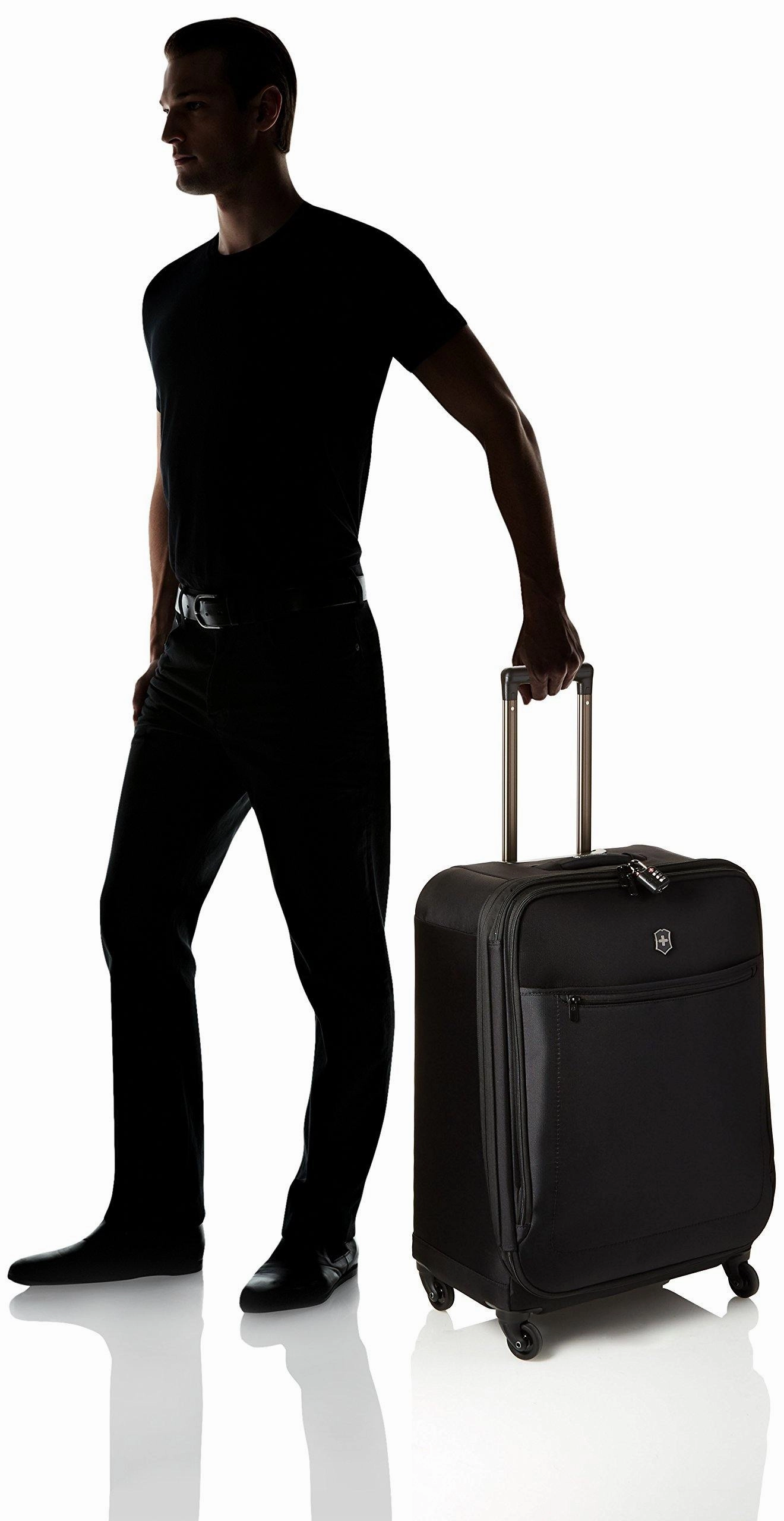 Victorinox Avolve 3.0 Checked-Medium (26") 4-Wheel Medium Luggage