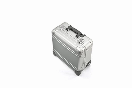 Zero Halliburton Geo Aluminum 3.0-17" Wheeled Business Case, Black