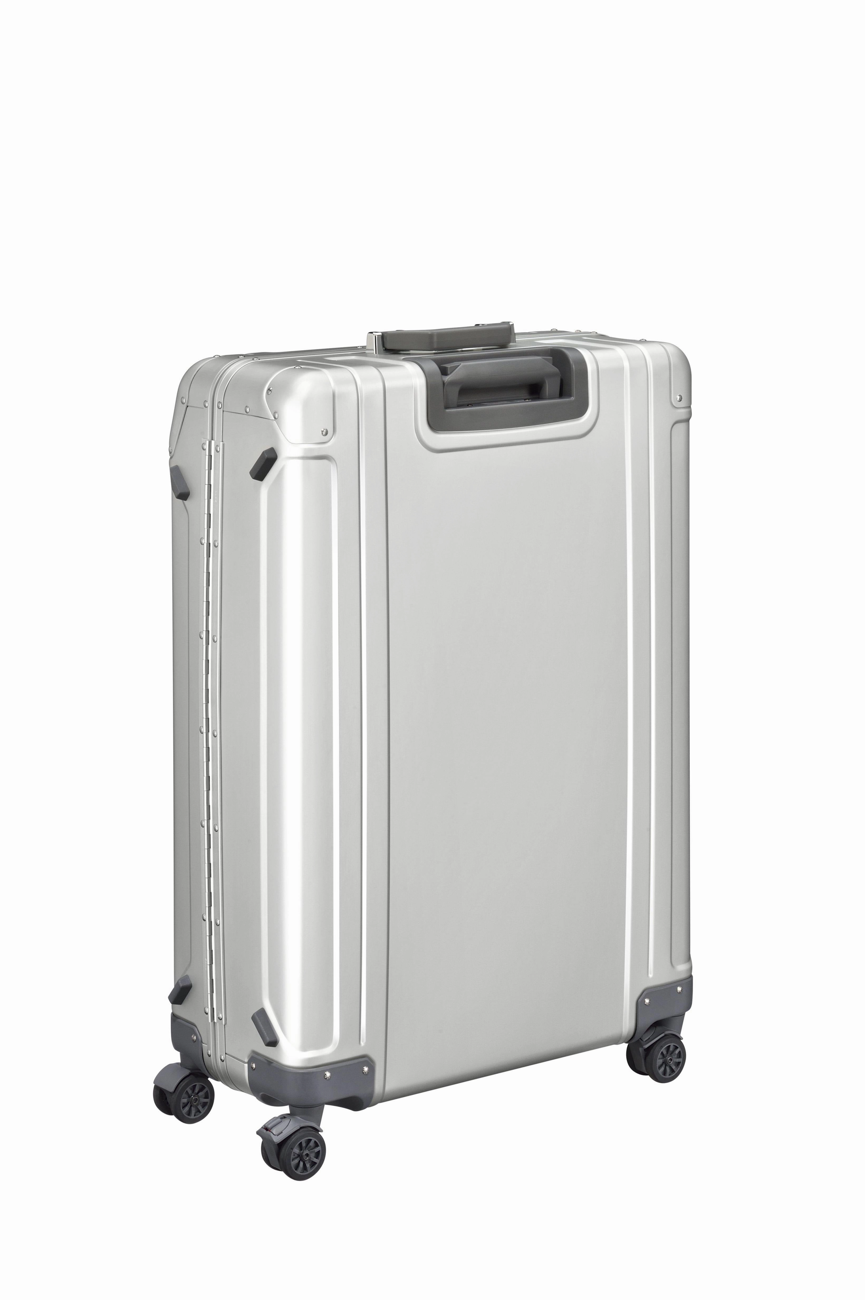 ZERO Halliburton GEO Aluminum 3.0 30" 4-Wheel Large Luggage