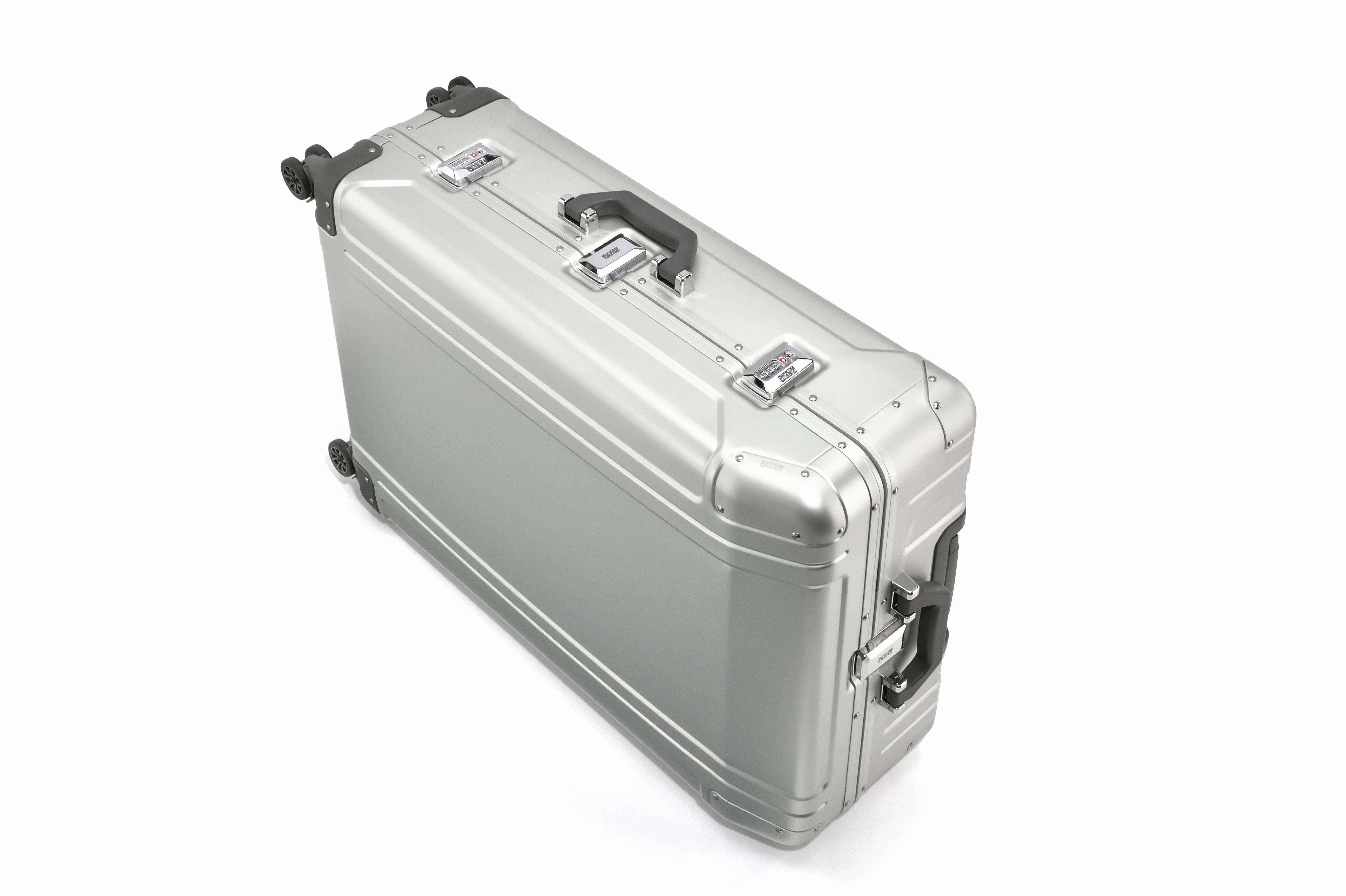 ZERO Halliburton GEO Aluminum 3.0 30" 4-Wheel Large Luggage